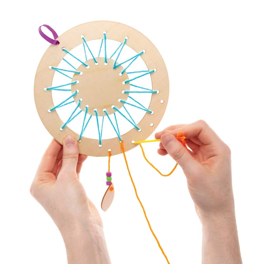 Baker Ross AW601 Wooden Dream Catcher Kit - Arts & Crafts for Kids Ages 3+