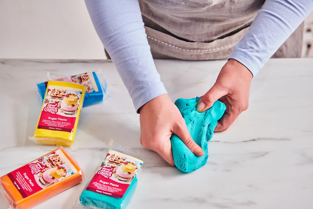 FunCakes - Forest Green Sugar Paste 270g, Soft & Flexible Fondant with Vanilla Flavour