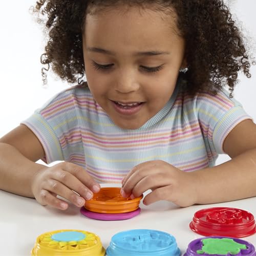 Play-Doh Disney Junior Shape a Story Playset - Storybook Theme | Ages 2+ | Includes 4 Cans 13