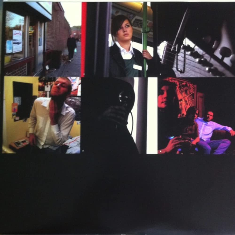 Arctic Monkeys - Whatever People Say I Am, That's What I'm Not [VINYL] 3
