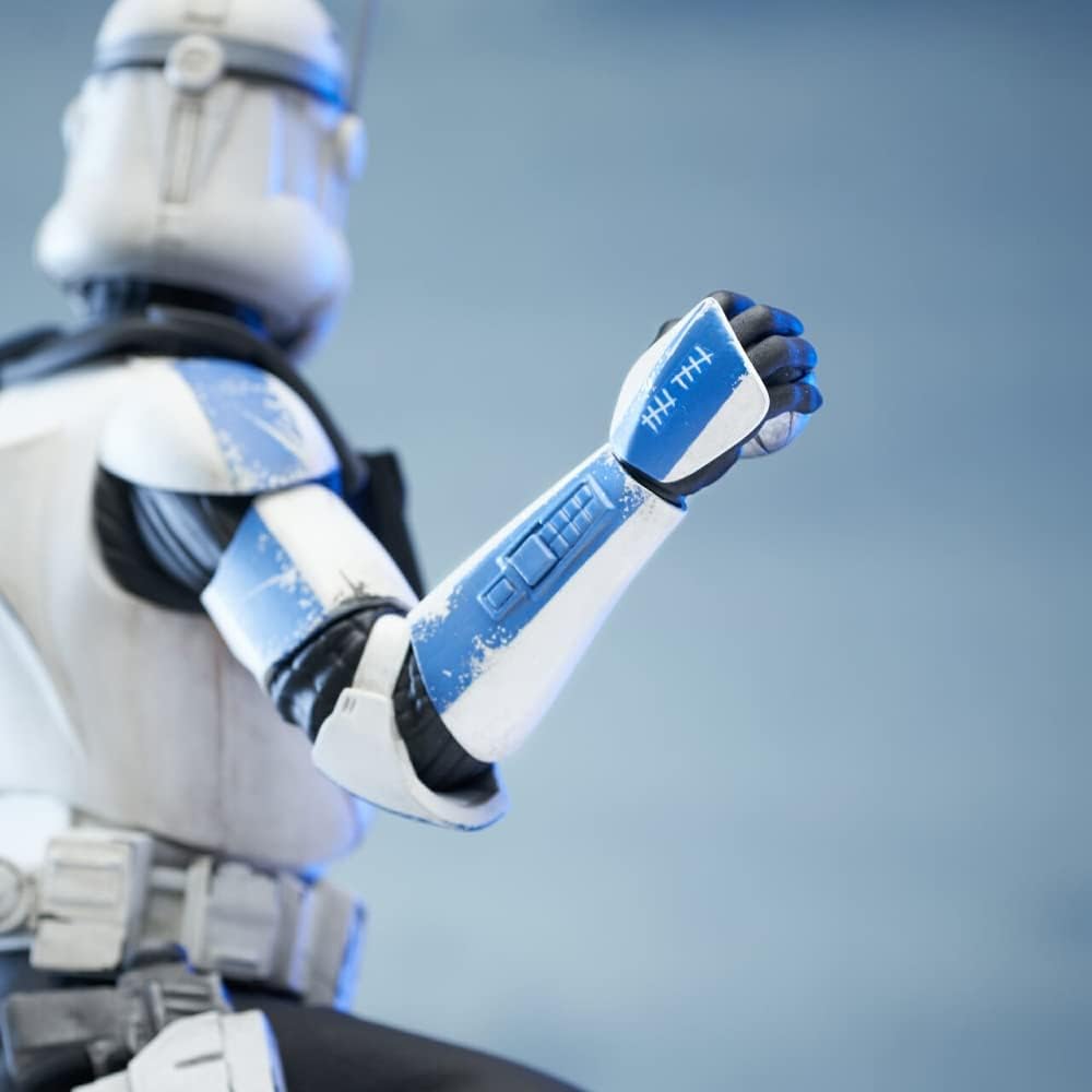 Diamond Select Toys Premier Collection Star Wars: The Clone Wars - Captain Rex Statue (SEP212198)
