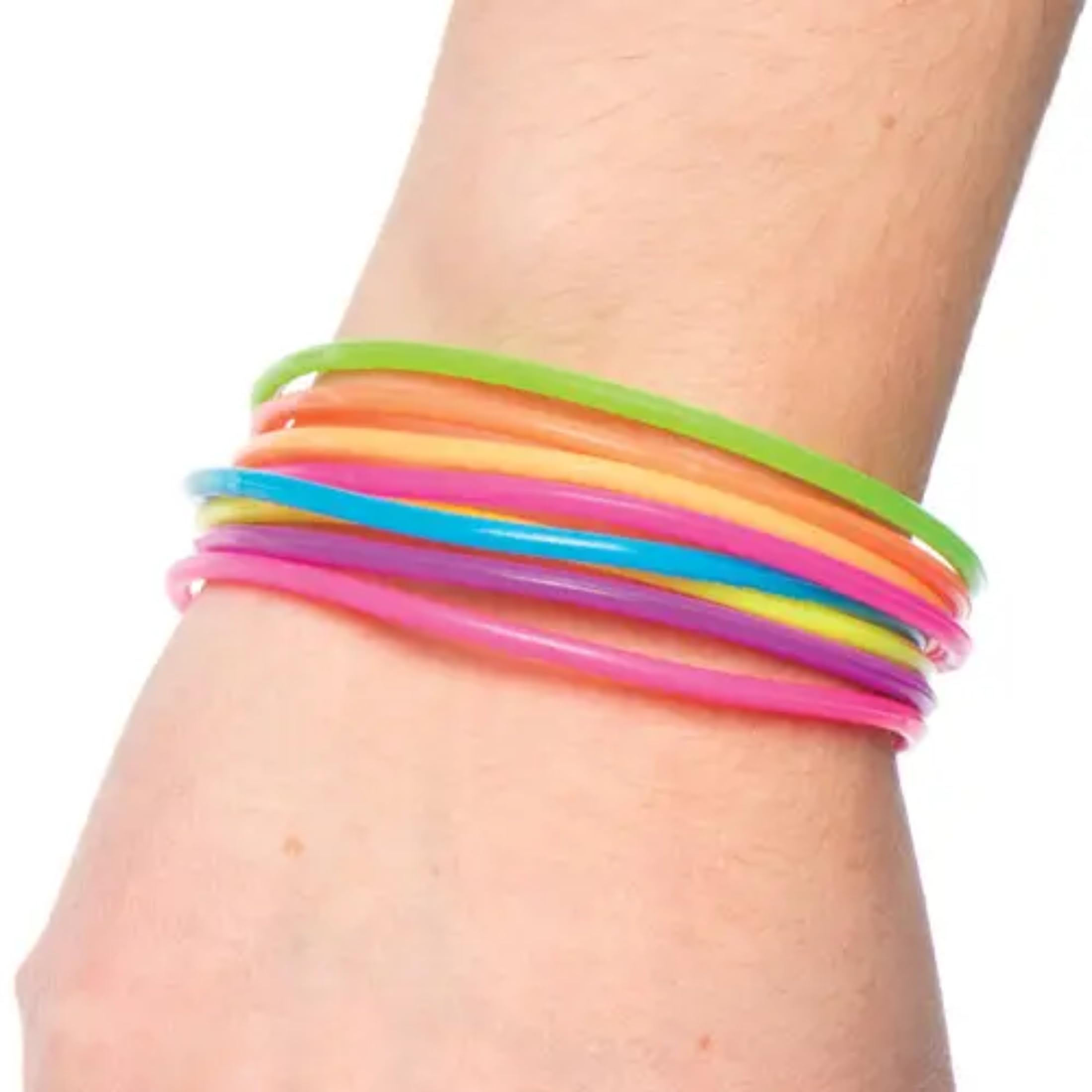 Baker Ross AV169 Gummy Bracelets - Pack of 40, Colorful Plastic Kids Party Favours | 6cm Diameter 2