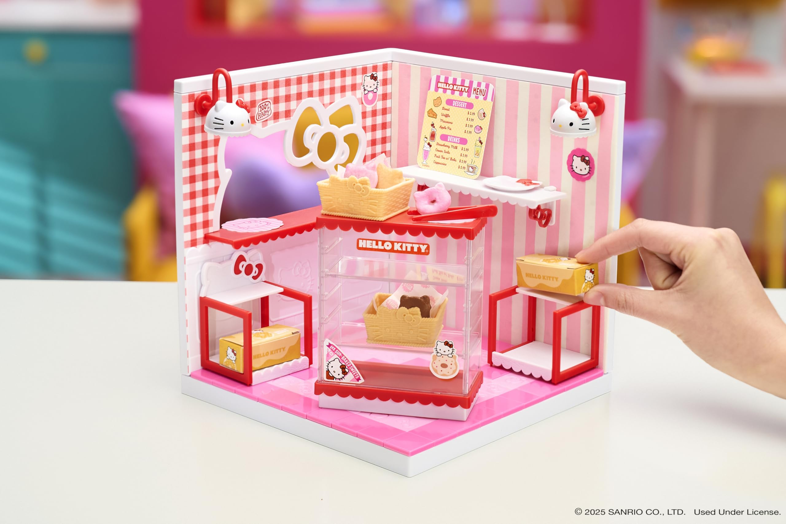 Miniverse Make It Mini Spaces Hello Kitty - Building Set for Kids 8+, DIY Craft Room Playset 11