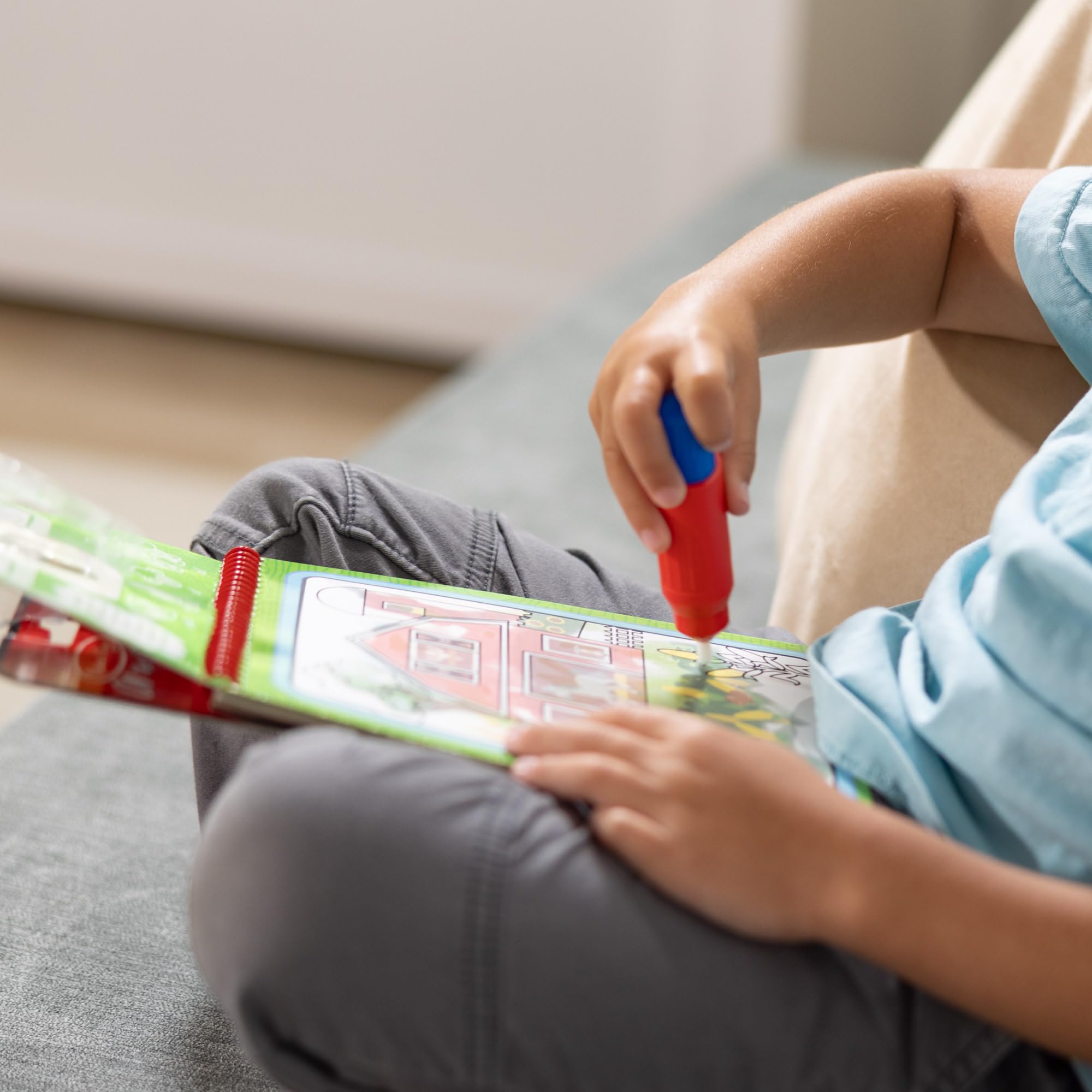 Melissa & Doug Water Reveal Pad - Farm | Reusable Coloring Book with Water Pen | Ages 3-6 13