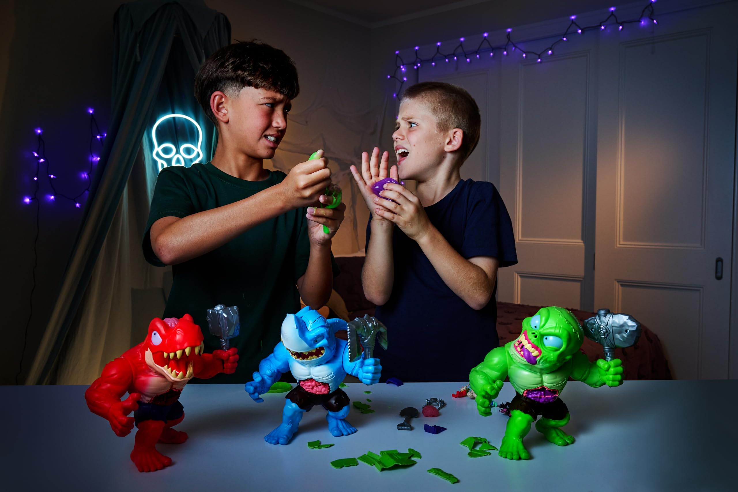 ZURU SMASHERS Mega Horror House (Blood Shark) Interactive Toy with 35+ Surprises | Ages 3+ 7