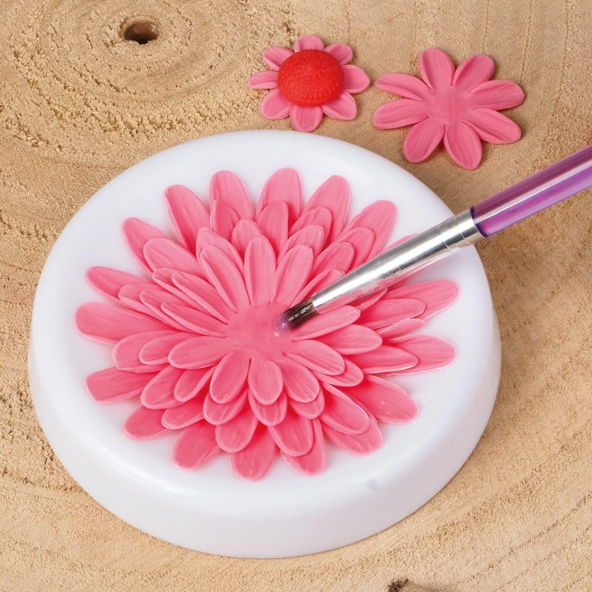 FunCakes - Edible Glue for Sugarcraft and Cake Decorating 2