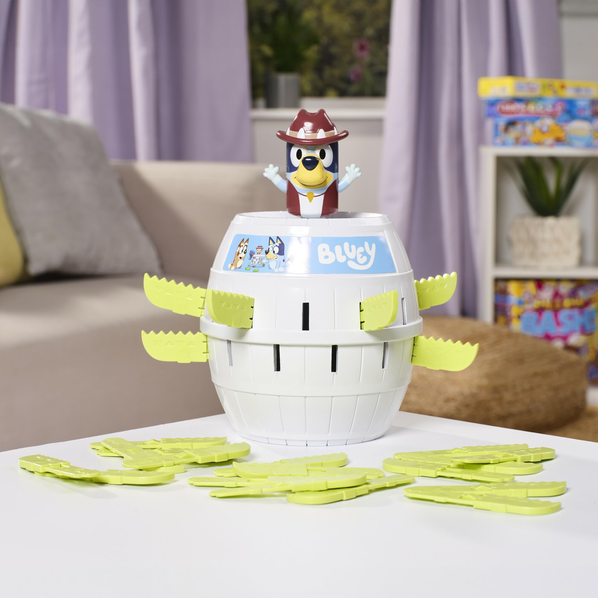 TOMY Pop Up Bluey - Official Bluey Board Game for Kids 4+ - 2 to 4 Player Family Game 3