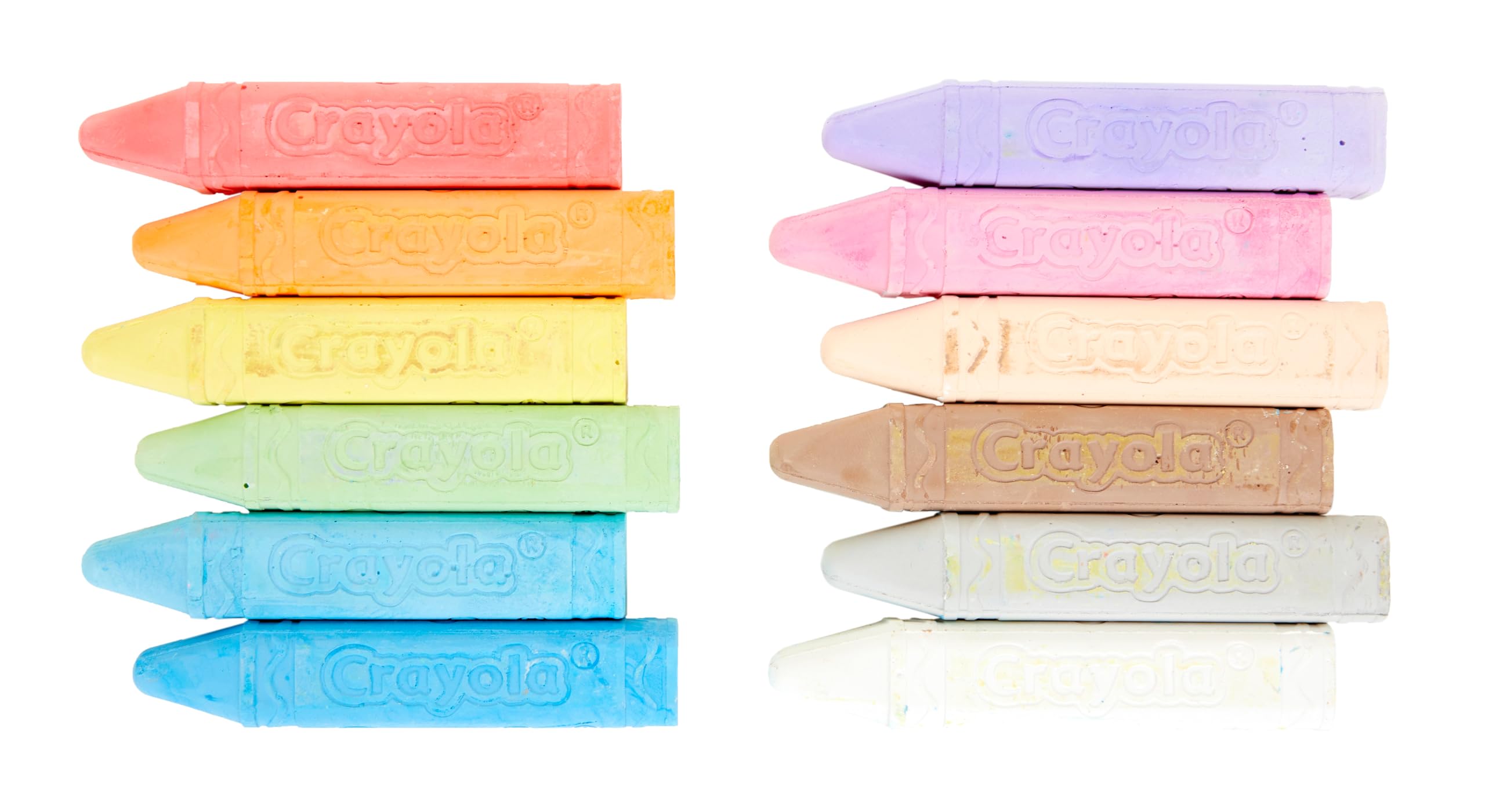 CRAYOLA Outdoor Chalk - Assorted Colours - 12 Count | Anti-Roll Sticks | Washable for Pavement & Patio | Ages 4+