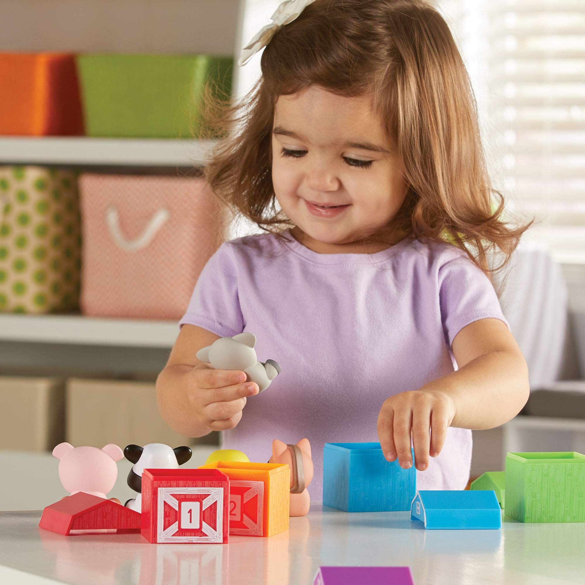 Learning Resources Peekaboo Learning Farm - Educational Playset for Toddlers 18 Months+
