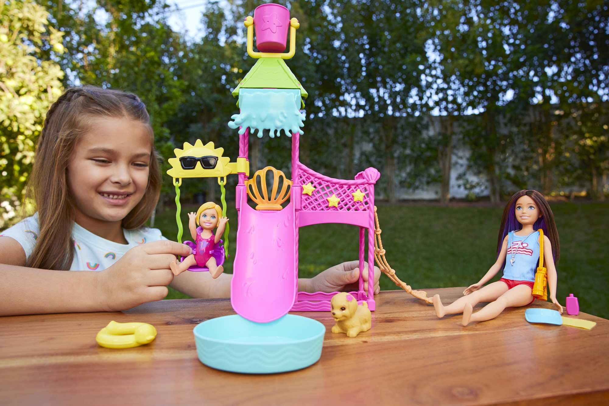 Barbie Skipper Doll and Waterpark Playset with Working Water Slide, Puppy Squirt-Toy, 5+ Accessories | Ages 3+ | HKD80