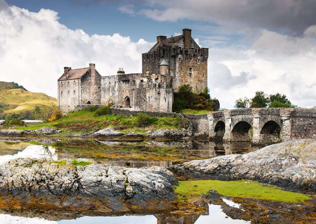 Ravensburger Beautiful Castles - Scotland Jigsaw Puzzle 1000 Piece | Glare-Free | Unisex Adult