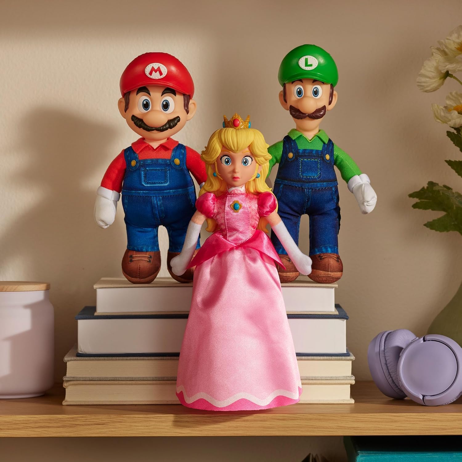 THE SUPER MARIO BROS. MOVIE Luigi Jumbo Roto Plush - 14.96 inches | Ages 3+ | Standard Edition