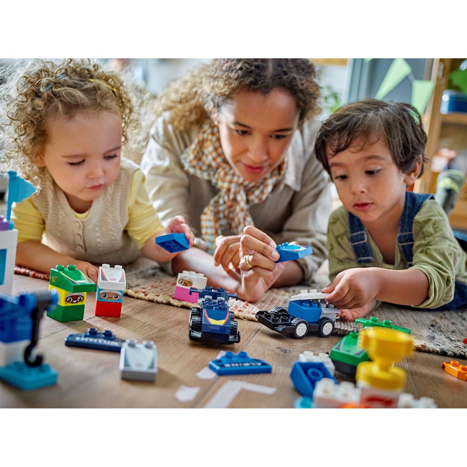 LEGO DUPLO Town F1 Team Race Cars & Drivers Building Toy - 2+ Year Olds 7