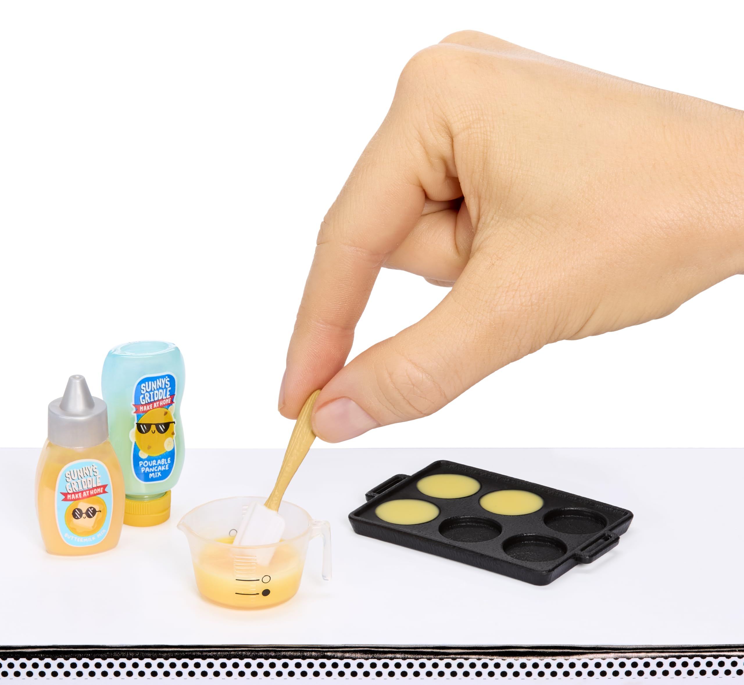 MGA's Miniverse Make It Mini from Scratch Series 2 - DIY Mini Collectible Baking Set 17