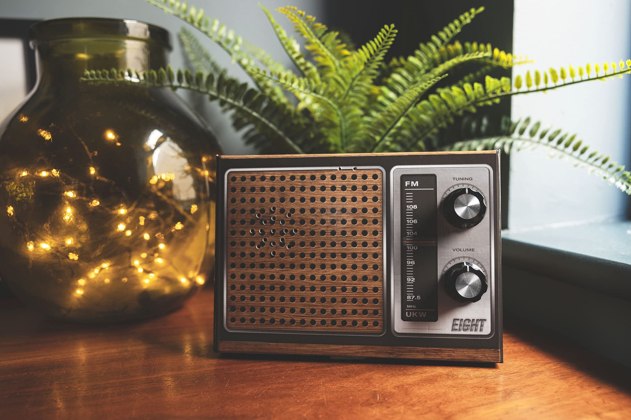 EIGHT Build Your Own Retro Radio Kit - Electronics Learning Project for Ages 14+ 4