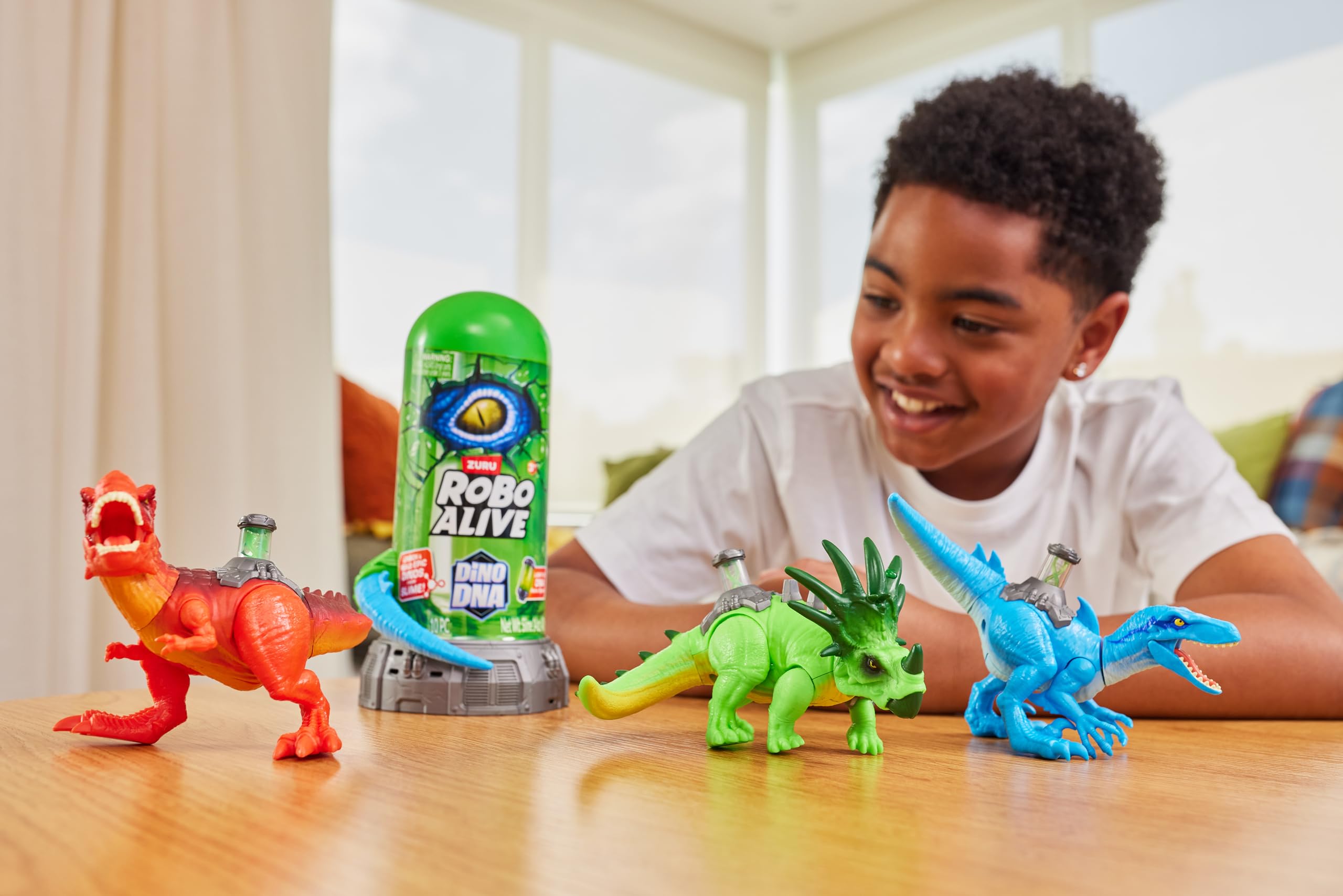 Robo Alive Dino DNA Styracosaurus Figure Kit | Light-Up DNA Spine | Ages 3+ 5