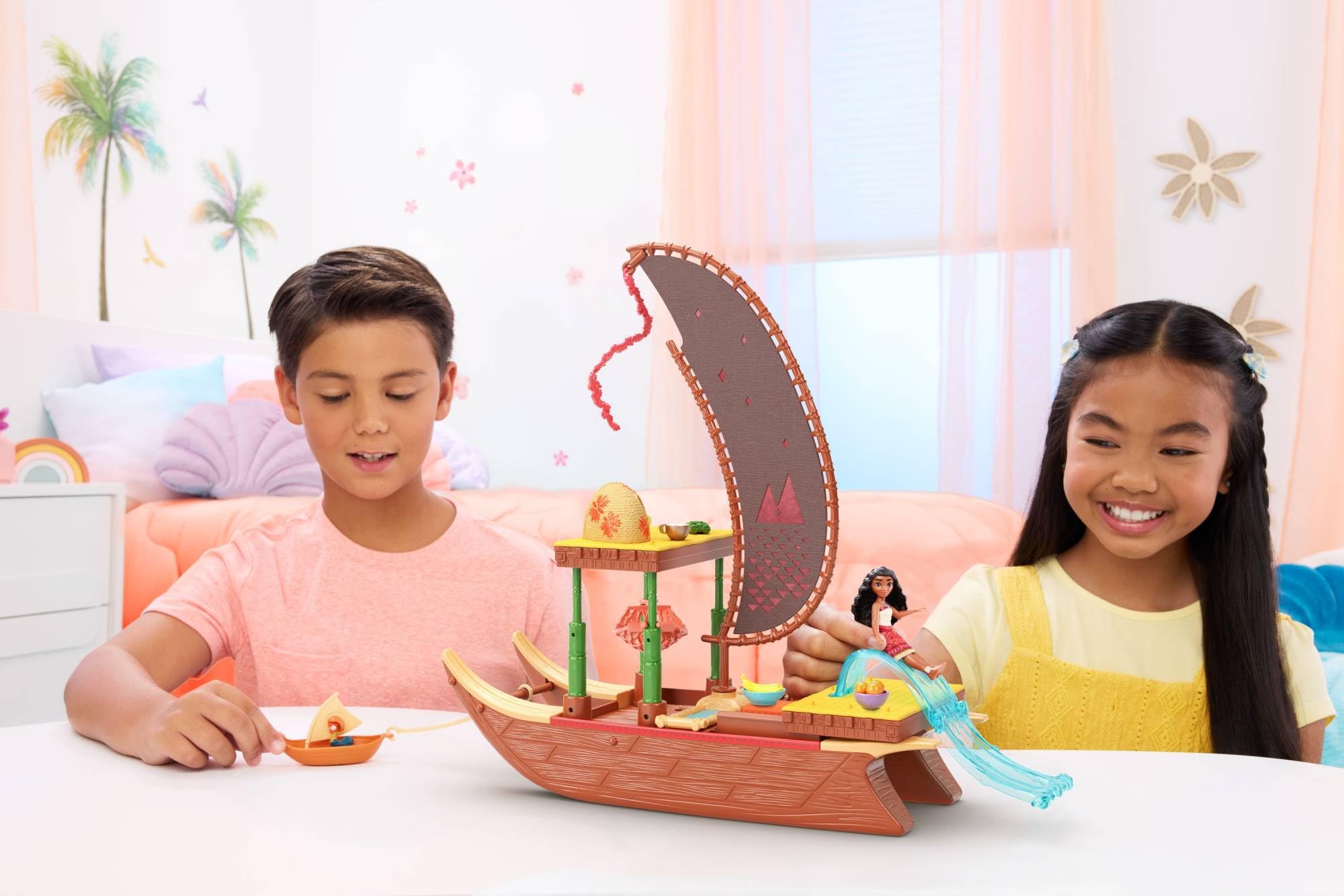 Mattel Disney Moana 2 Adventure Canoe Playset - Floating Playset with Posable Doll & 6 Transforming Areas for Ages 3+ 2