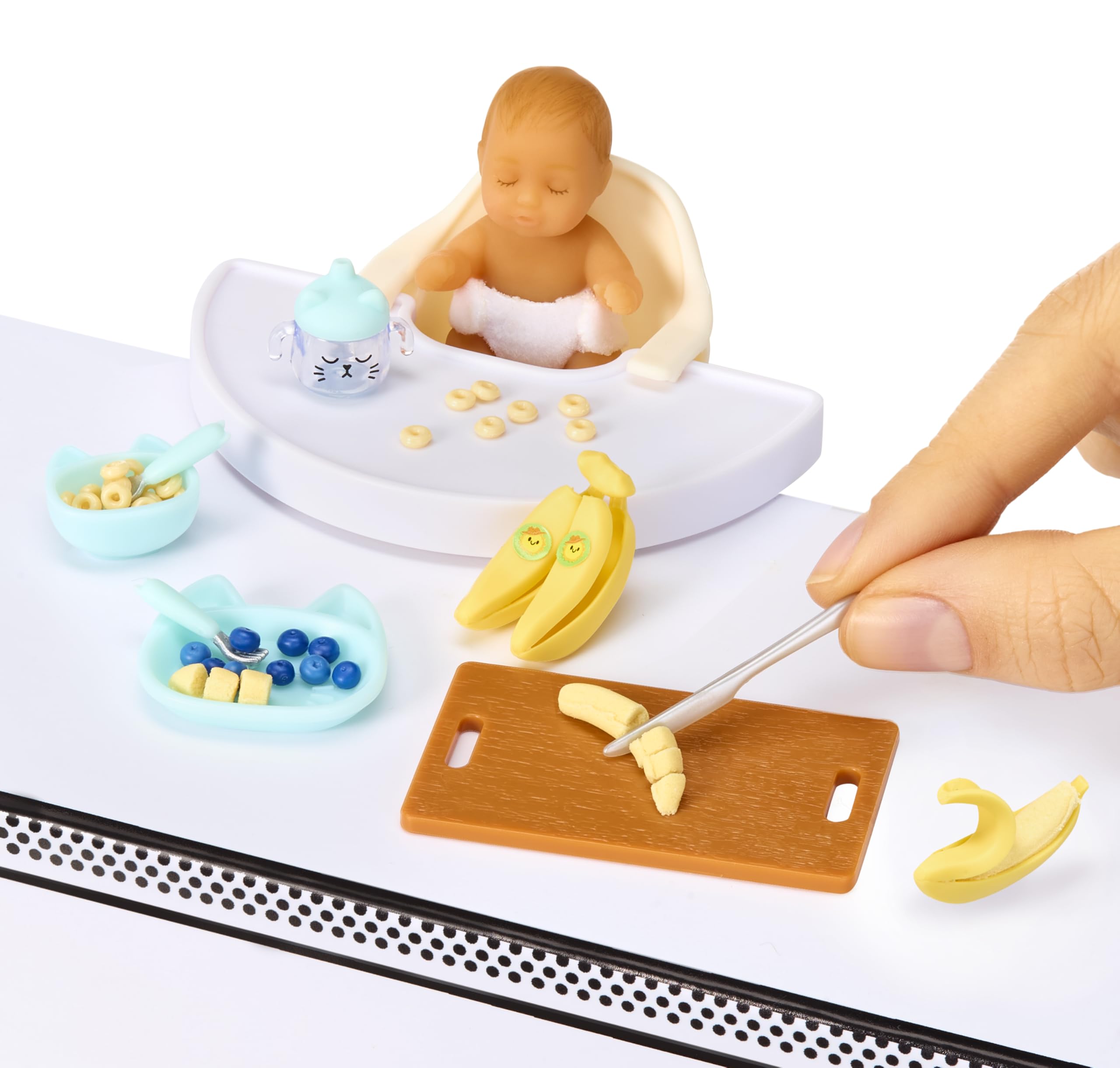 MGA's Miniverse Make It Mini Baby Food - Mini Collectible Playset for Kids 10