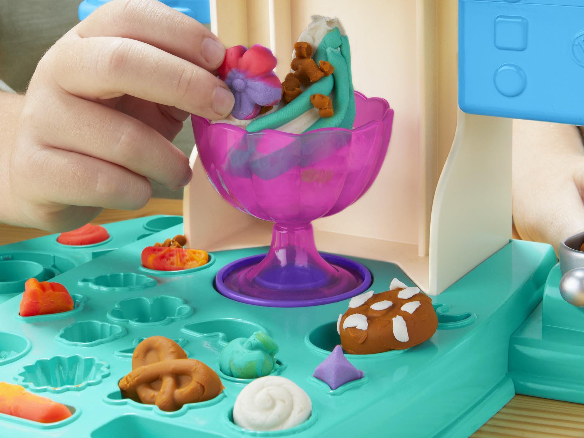 Play-Doh Rainbow Swirl Ice Cream Playset - Creative Arts & Crafts Toy for Kids 3+ 9