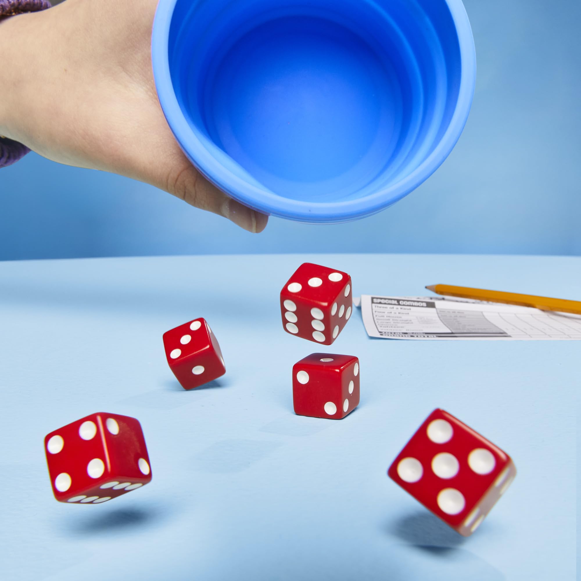Hasbro Gaming Yahtzee Dice Game - Collapsible Cup & Storage Case | Ages 8+ | 2+ Players 8