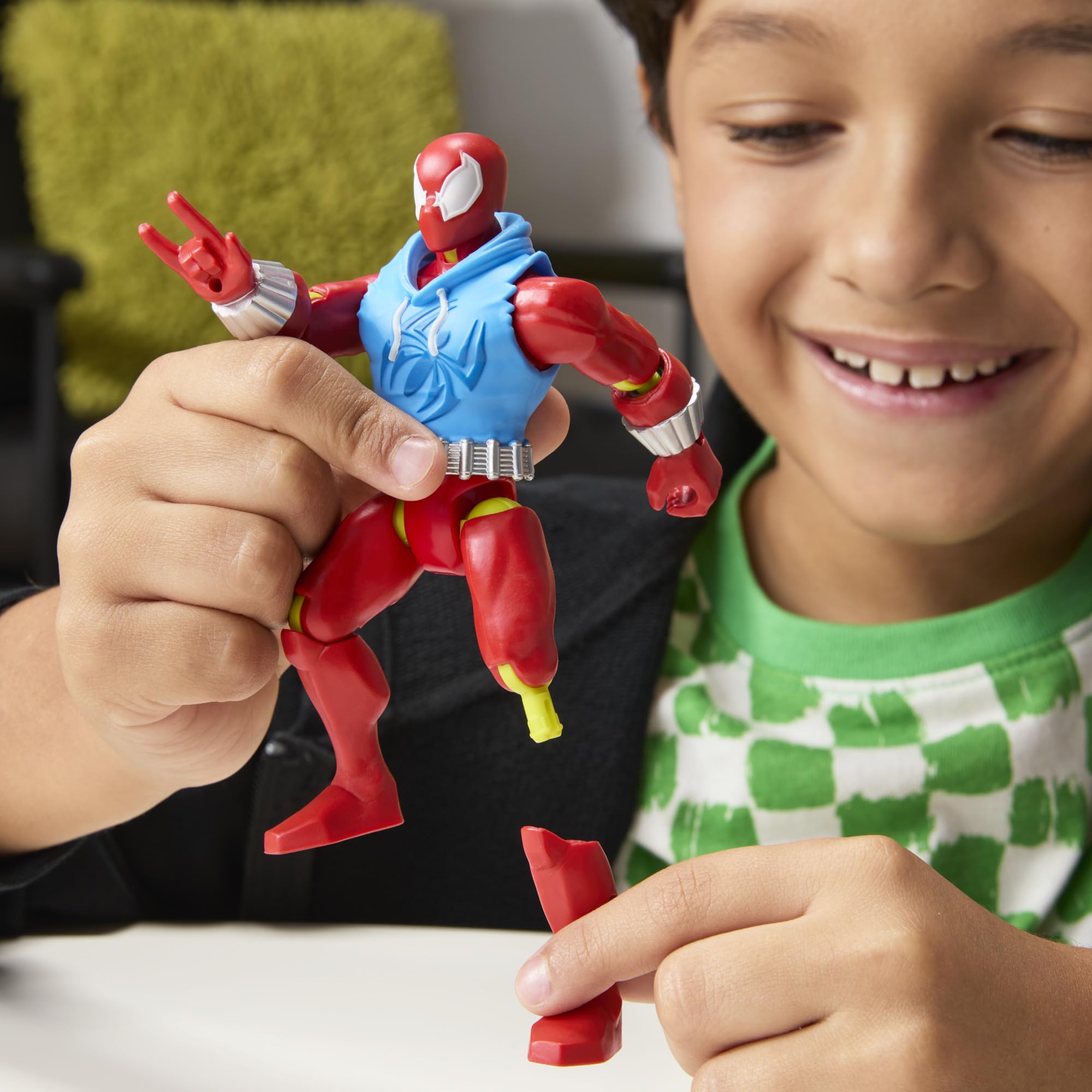 SPIDER-MAN MixMashers Scarlet Spider Custom Action Figure - 5 Inch Scale | Interchangeable Parts 6