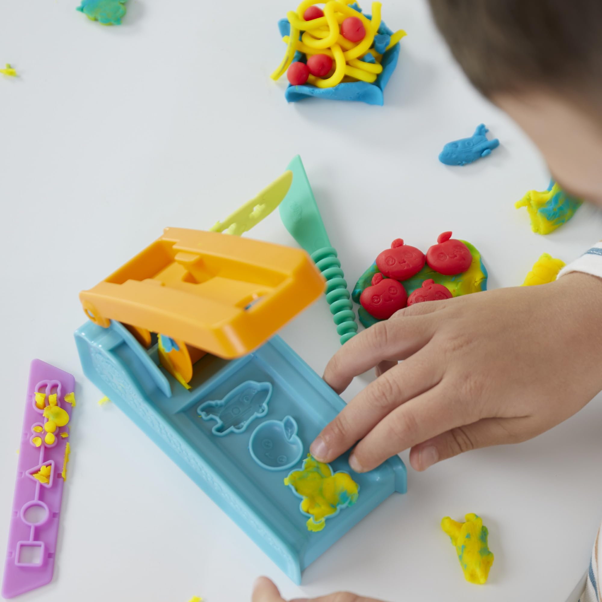 Play-Doh Fun Factory Starter Set - Squeeze & Shape Play for Kids Age 3+ 2