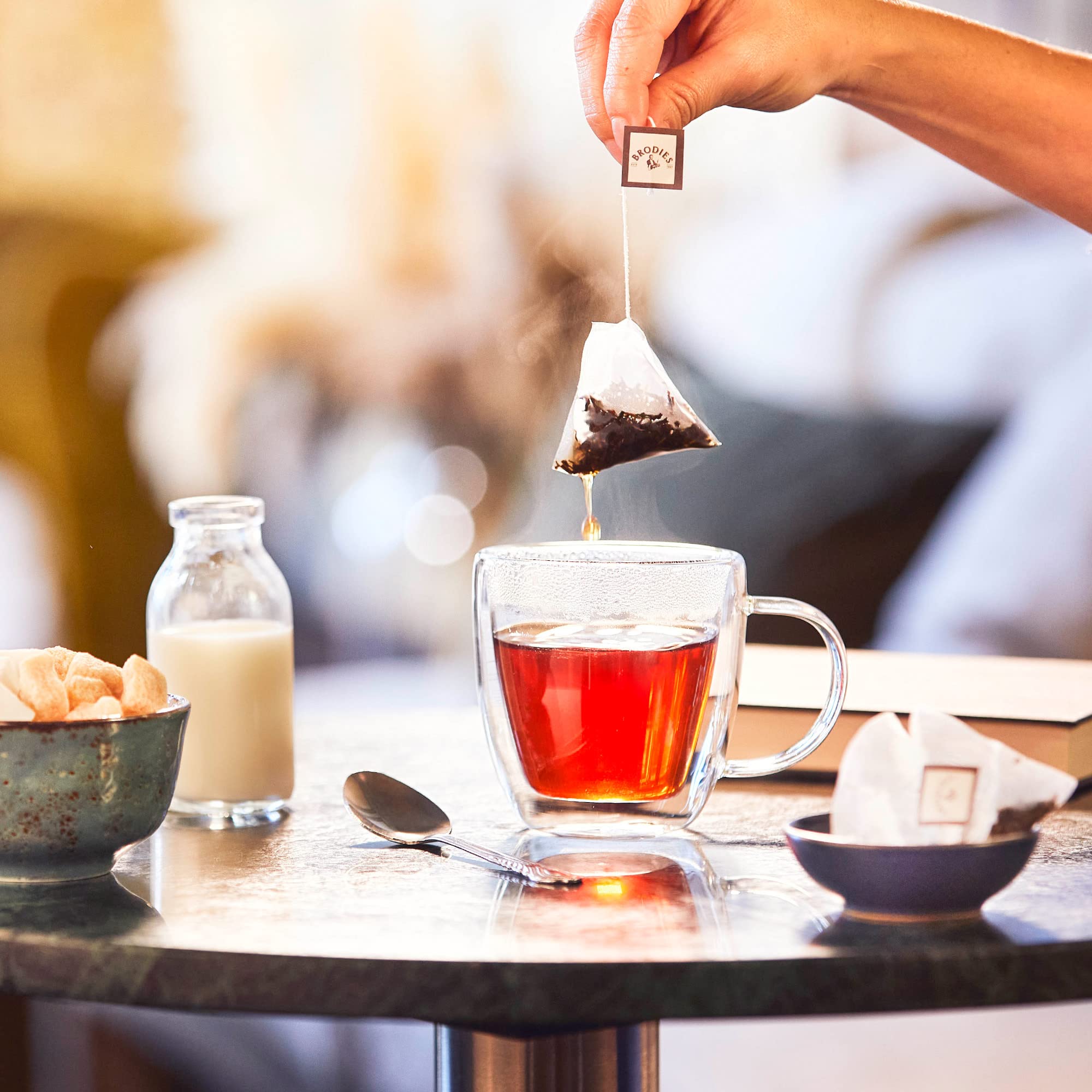 Brodies Scottish Breakfast Tea - 15 Pyramid Tea Bags in Reusable Silver Gift Tin 13