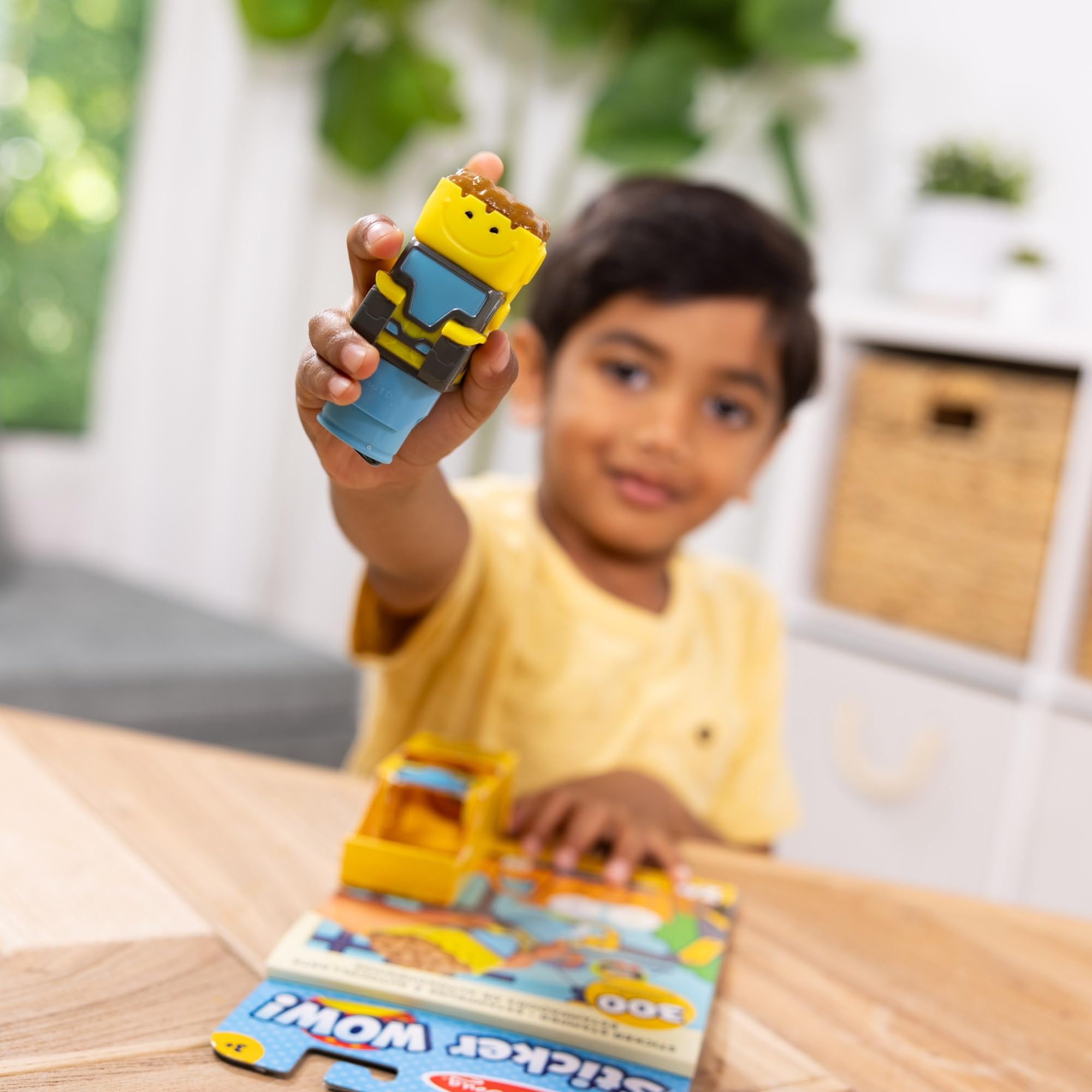 Melissa & Doug Sticker Wow Bulldozer Bundle: Stamper, 500 Stickers, 2 Activity Pads