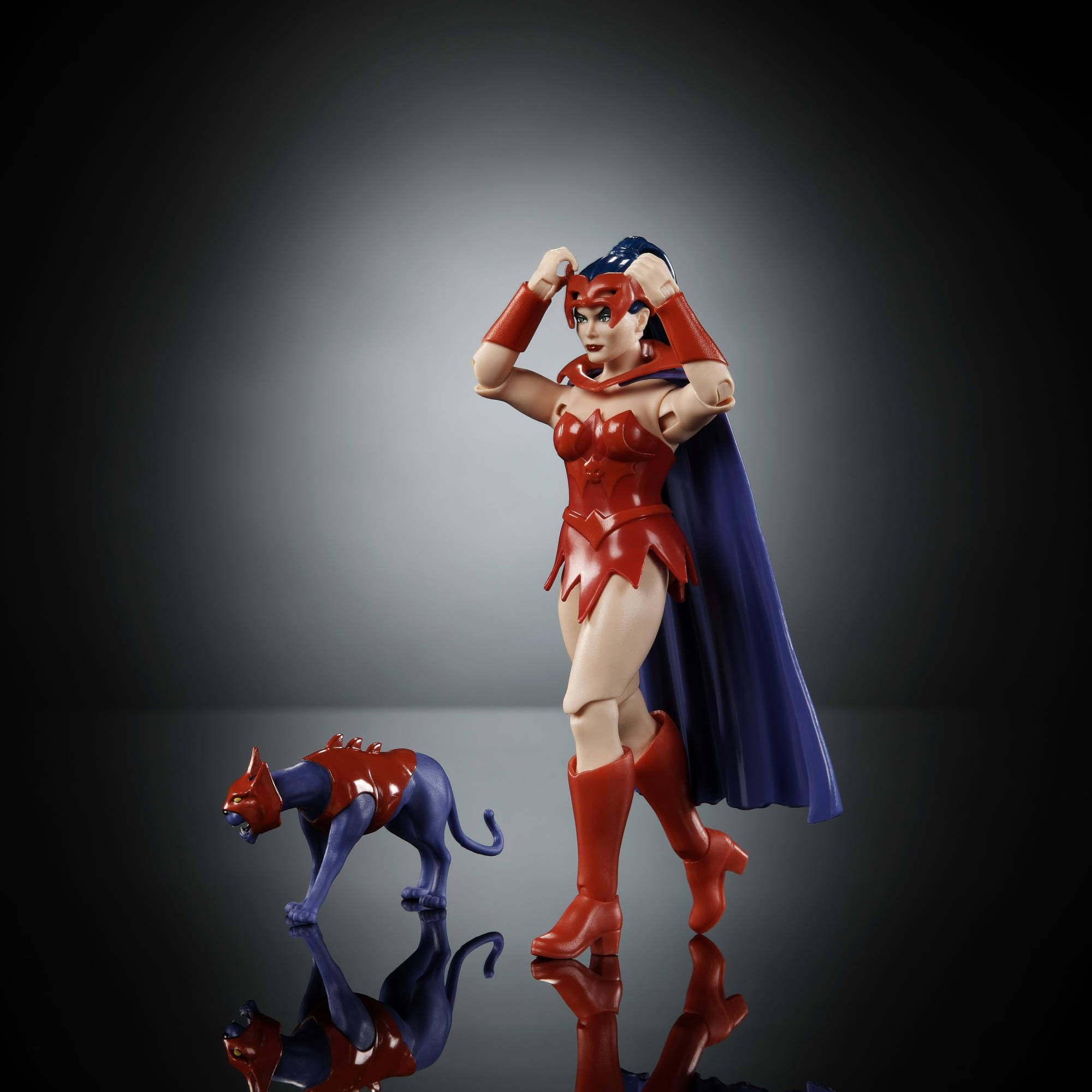 Masters of the Universe Origins Catra Action Figure - 5.5-Inch Scale, 16-Point Articulation 4