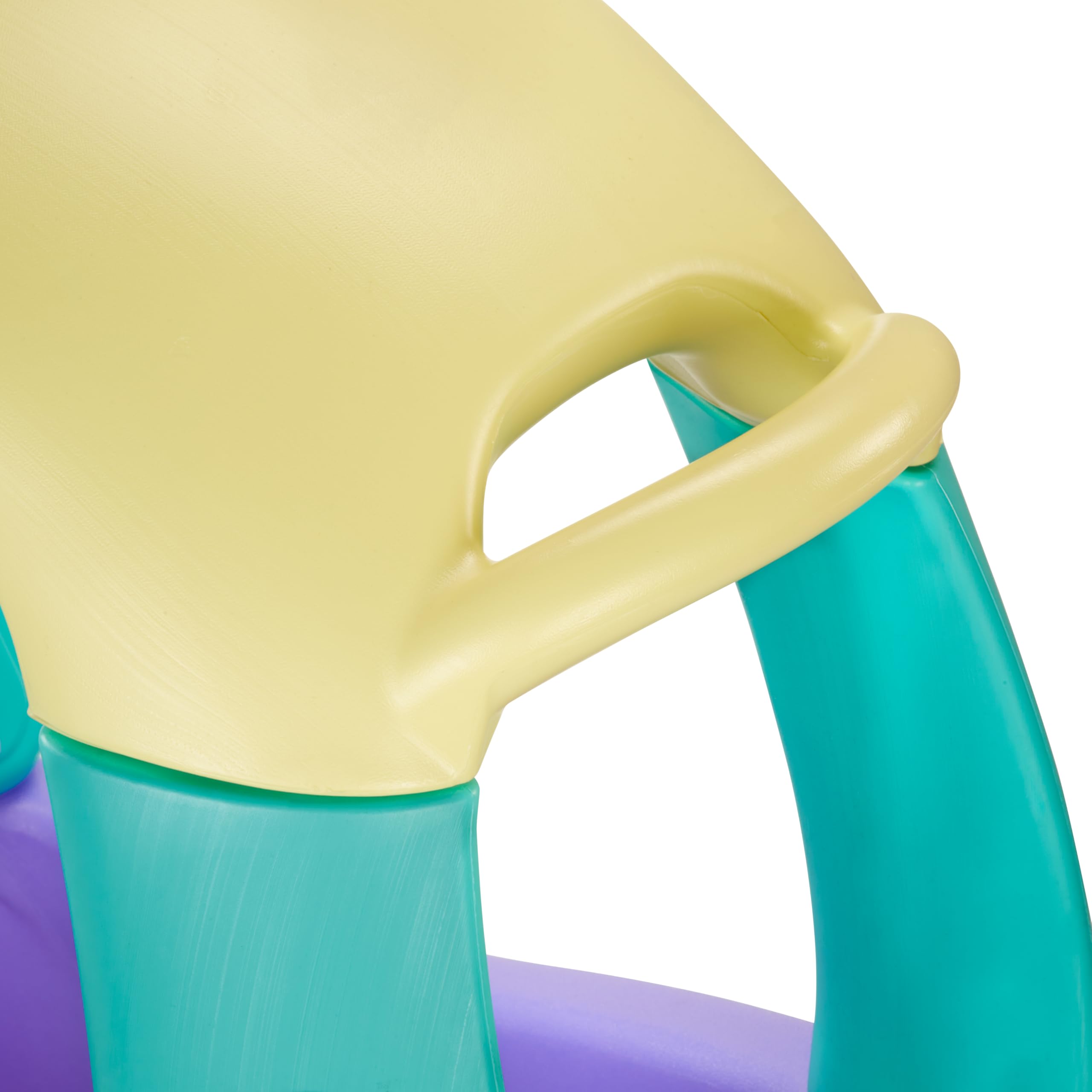 little tikes Bluey Grannies Car Coupe with 2 Accessories | Ages 3-5 | Foot-to-Floor Ride-On 4