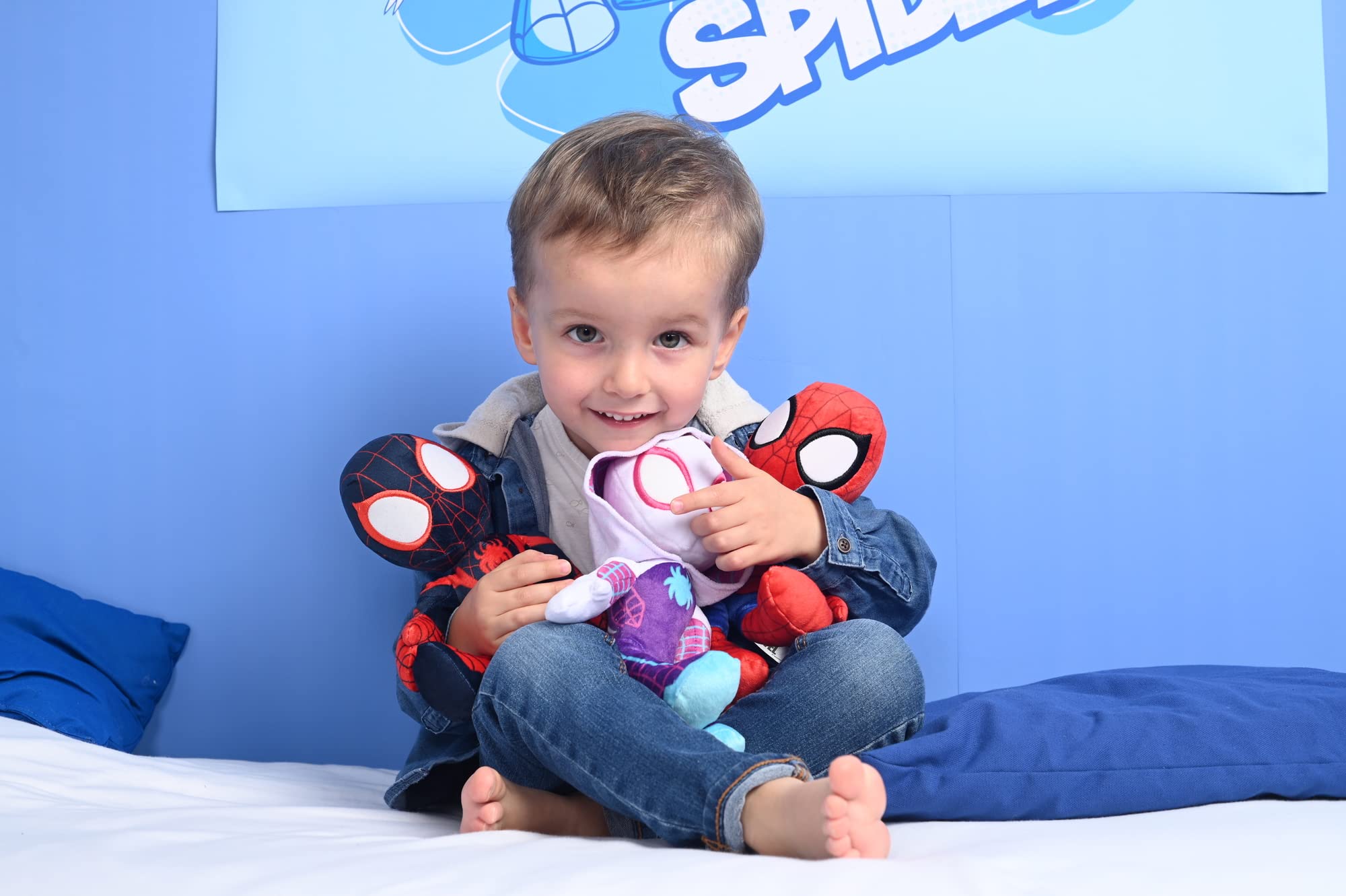 Simba Disney Spiderverse Ghost Spider Soft Toy - 25 cm Plush with Glow in the Dark Eyes 5