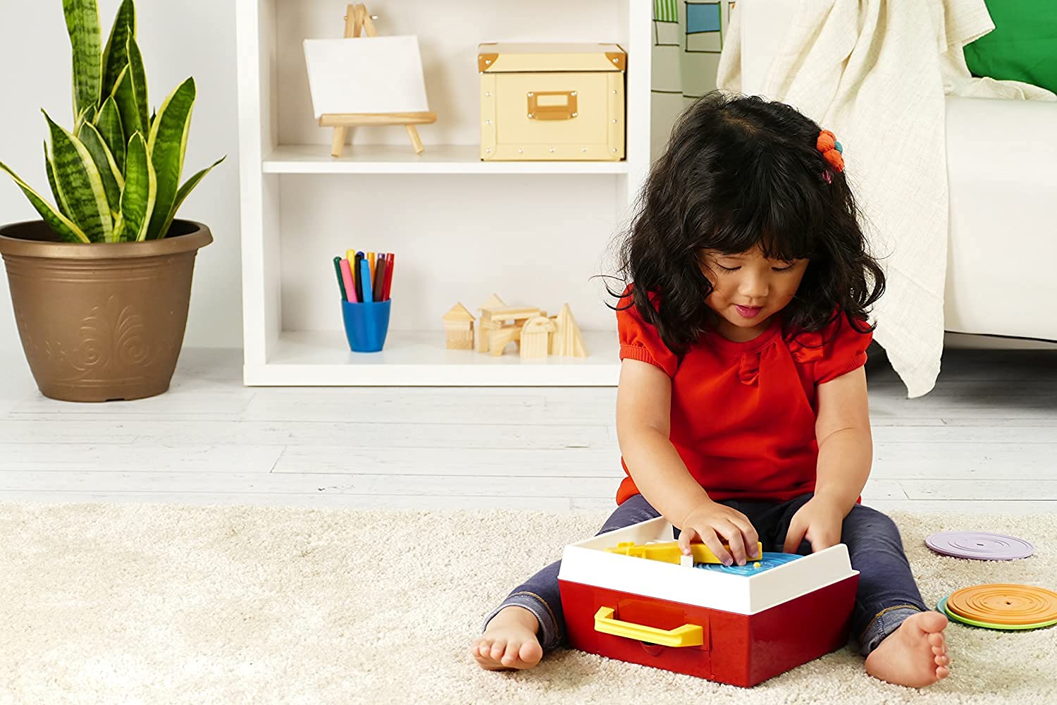 Basic Fun Fisher-Price Classics Music Box Record Player | Ages 18 Months+ | 5 Records Included 2