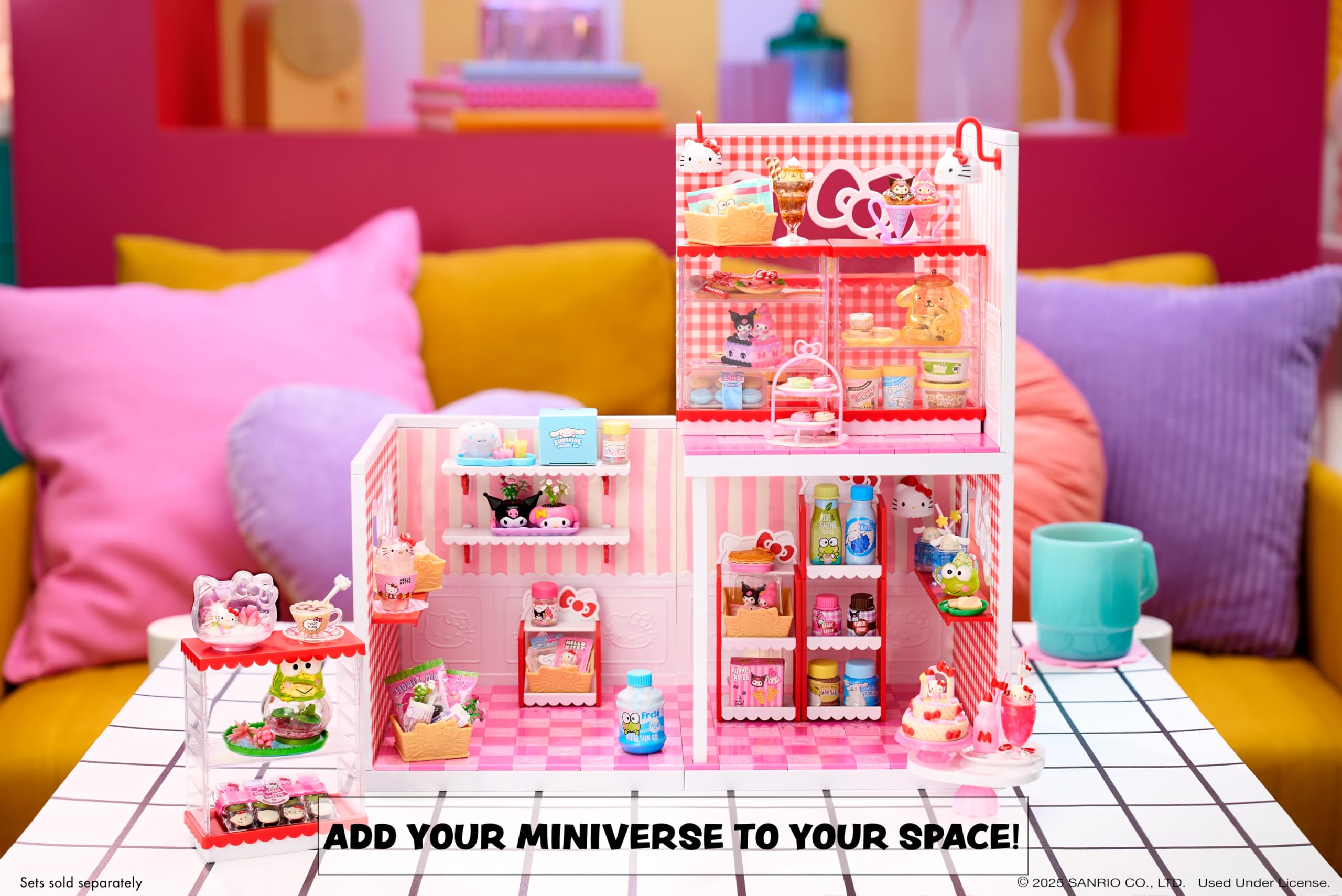 Miniverse Make It Mini Spaces Hello Kitty - Building Set for Kids 8+, DIY Craft Room Playset 12