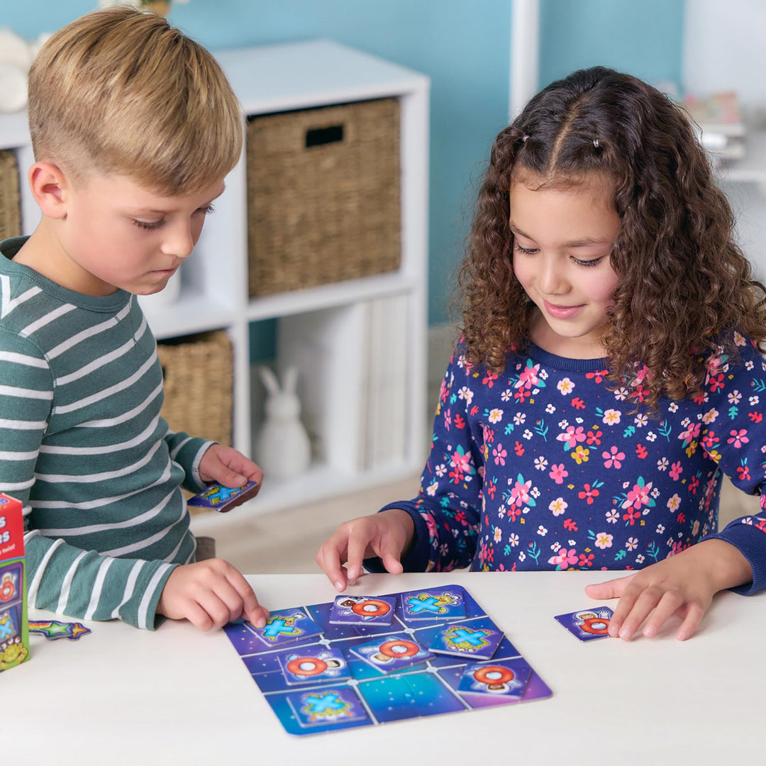 Orchard Toys Astronauts and Crosses Mini Travel Game