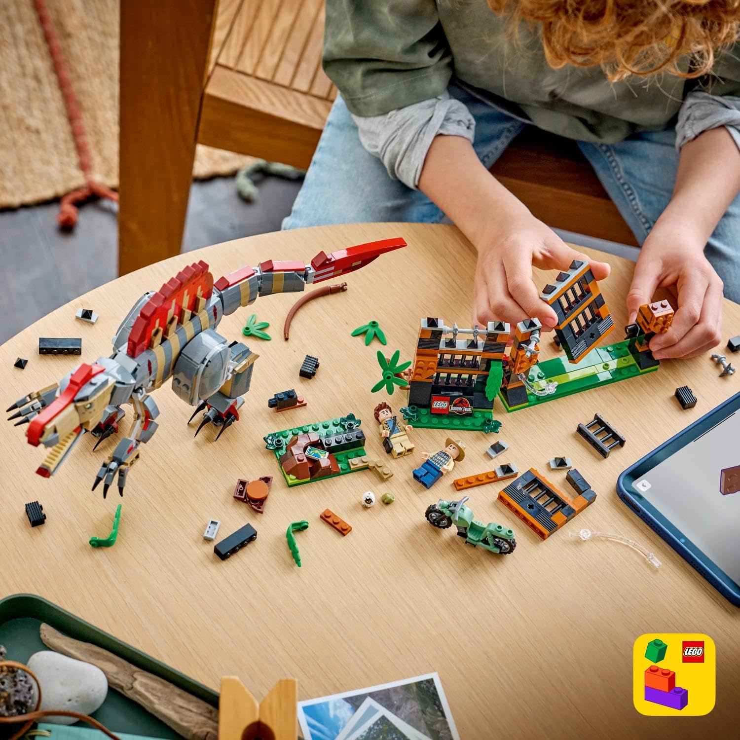LEGO Jurassic World Spinosaurus Dinosaur Escape Building Set (Ages 9+) - Interactive Dinosaur Toy with Breakable Gate 4