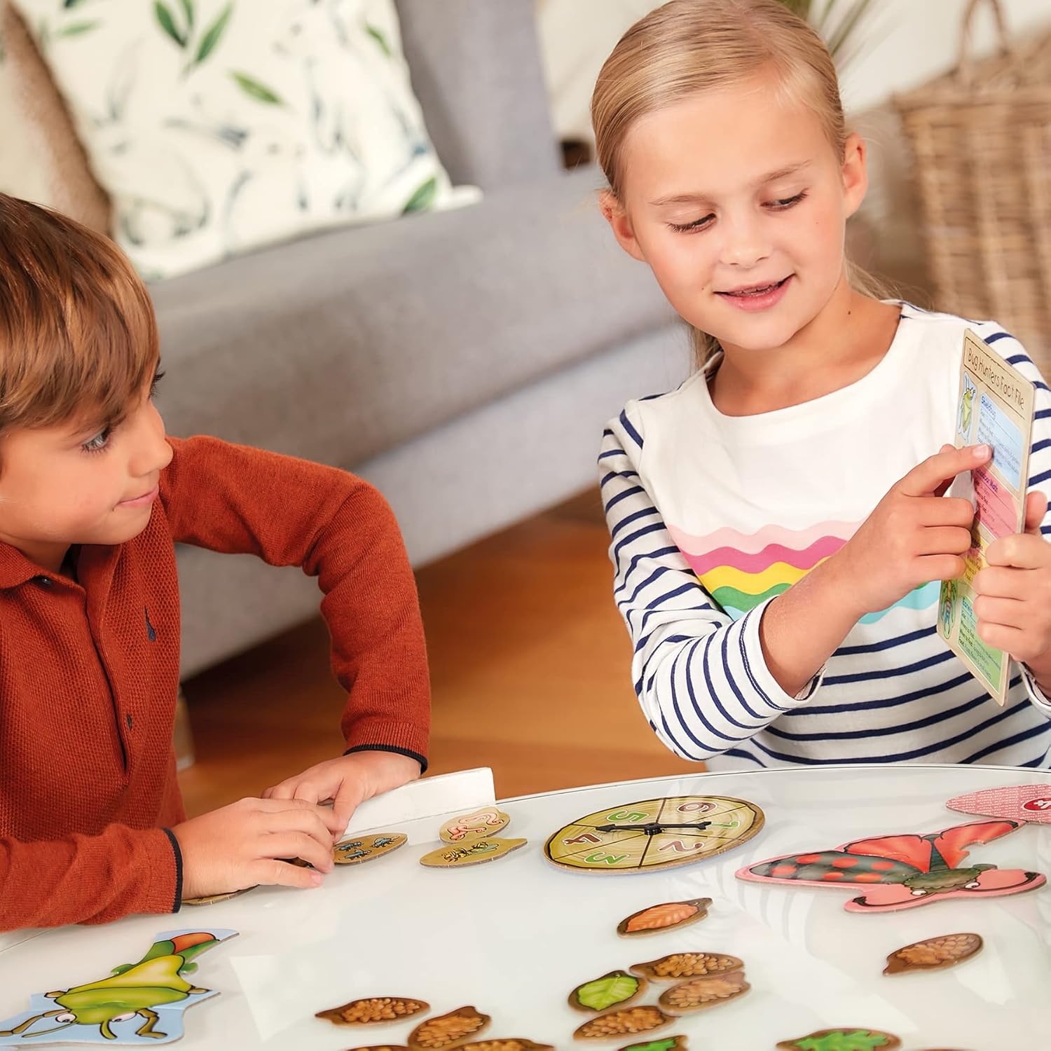 Orchard Toys Bug Hunters Game - Nature Themed Counting Board Game for Kids 6