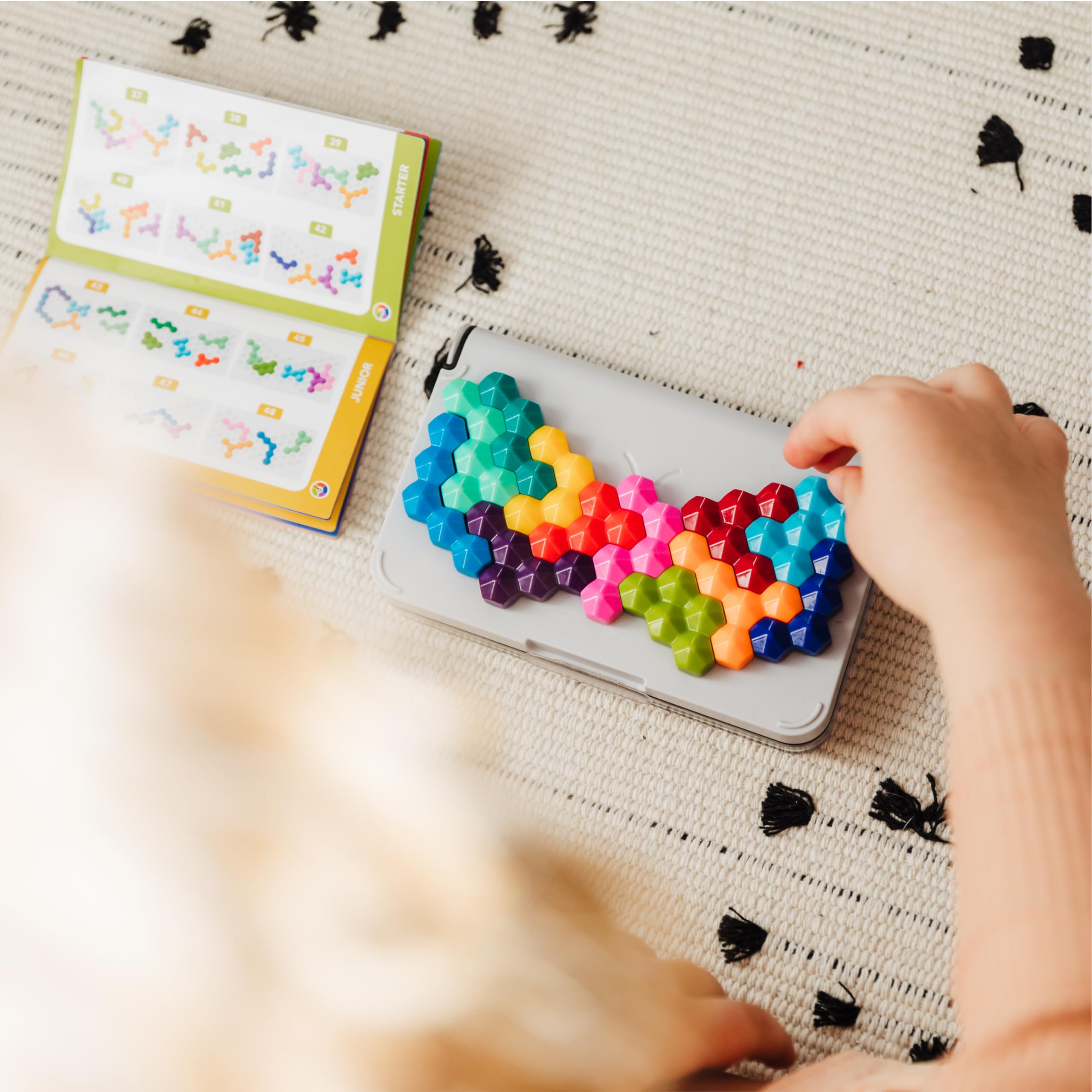 SmartGames IQ Six PRO Electronic Game | Portable | Multicolor | 1 Player 3