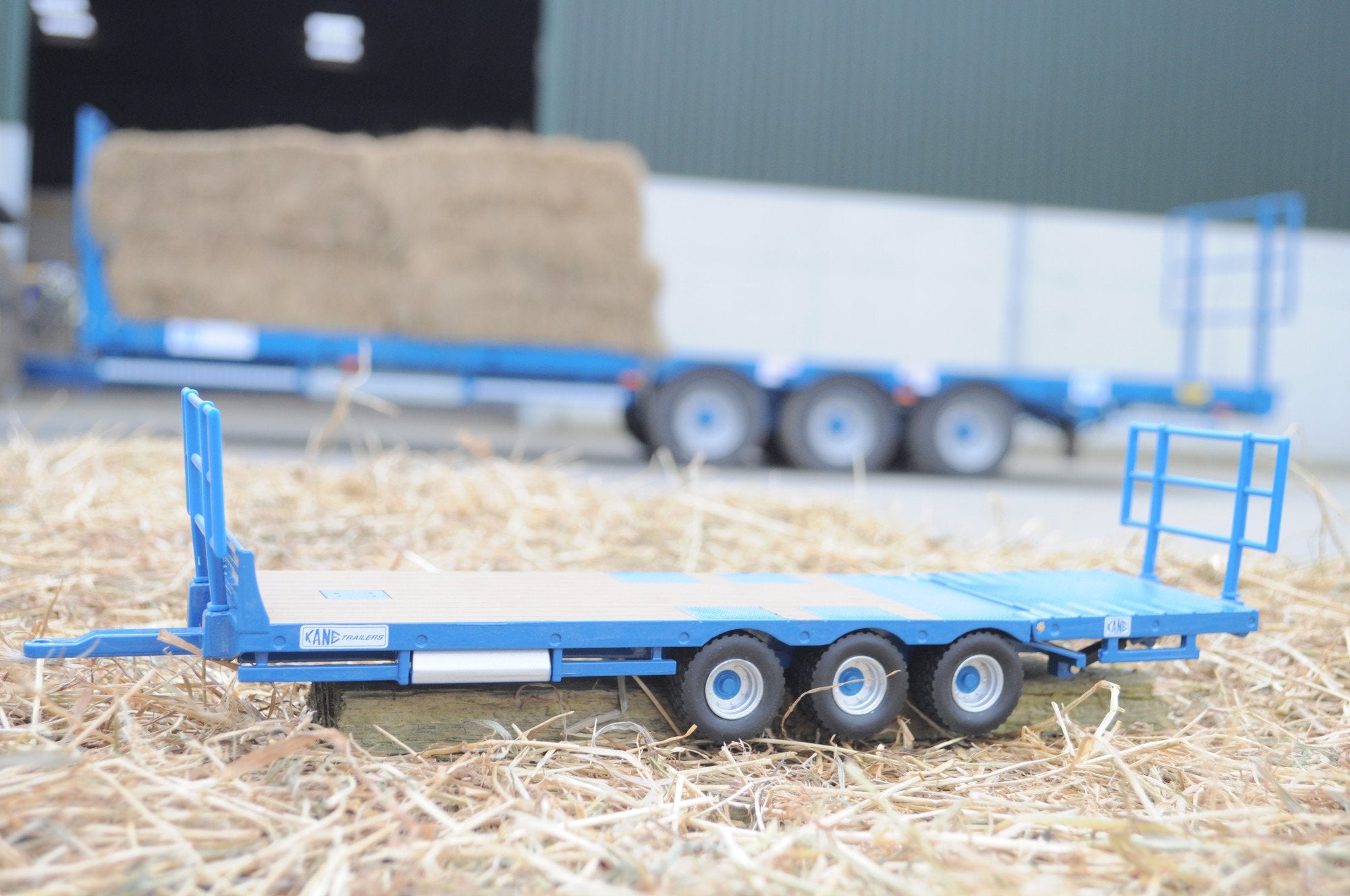 Britains 1:32 Kane Bale Trailer and Bales Farm Set Playset da collezione 6