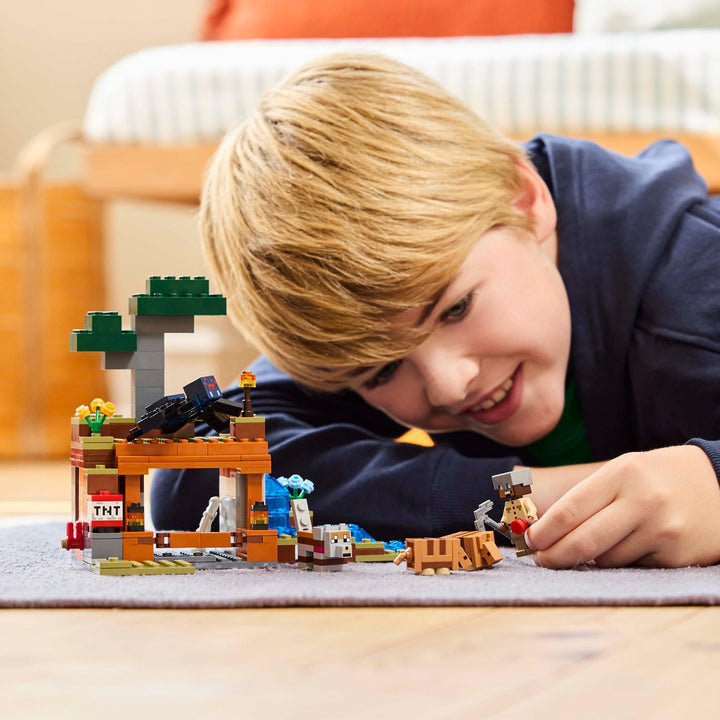 LEGO Minecraft The Armadillo Mine Expedition 21269 - Building Set for Kids 8+