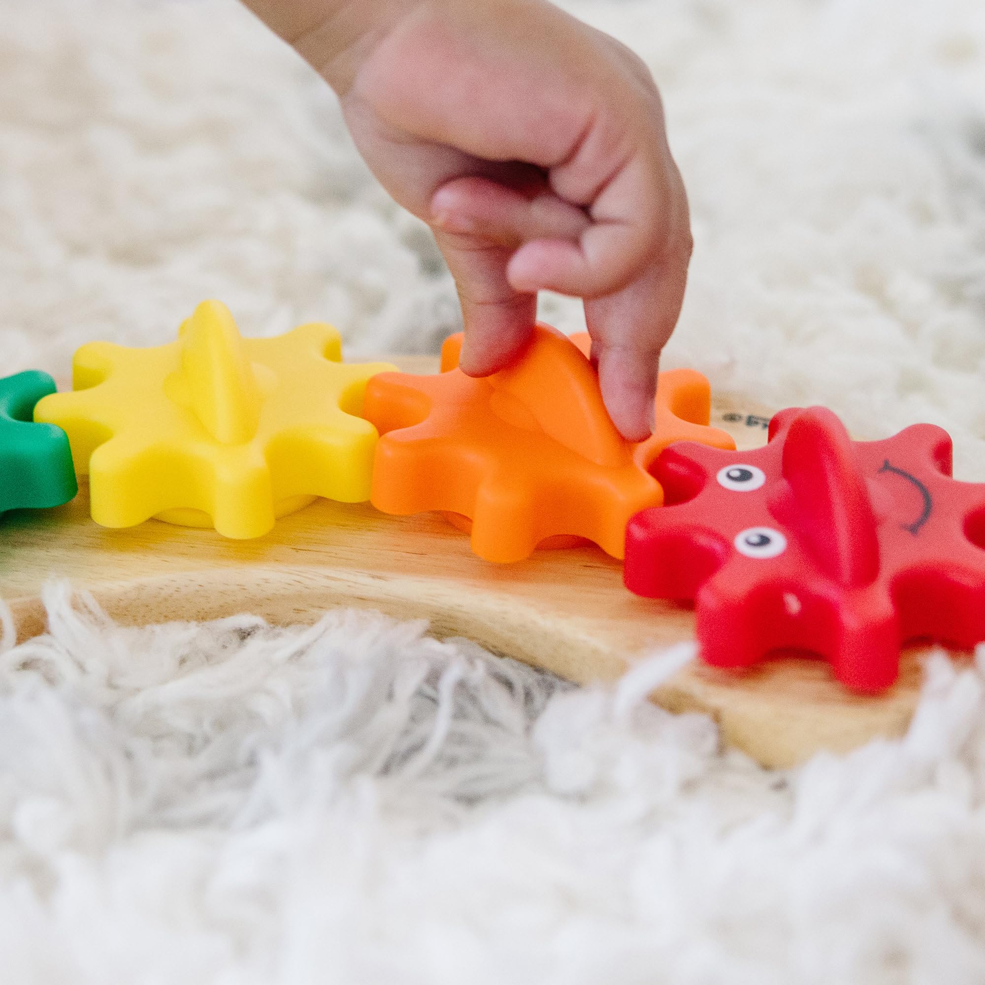 Melissa & Doug Caterpillar Gear Toy - Educational Wooden Puzzle for Toddlers 18M+ 14