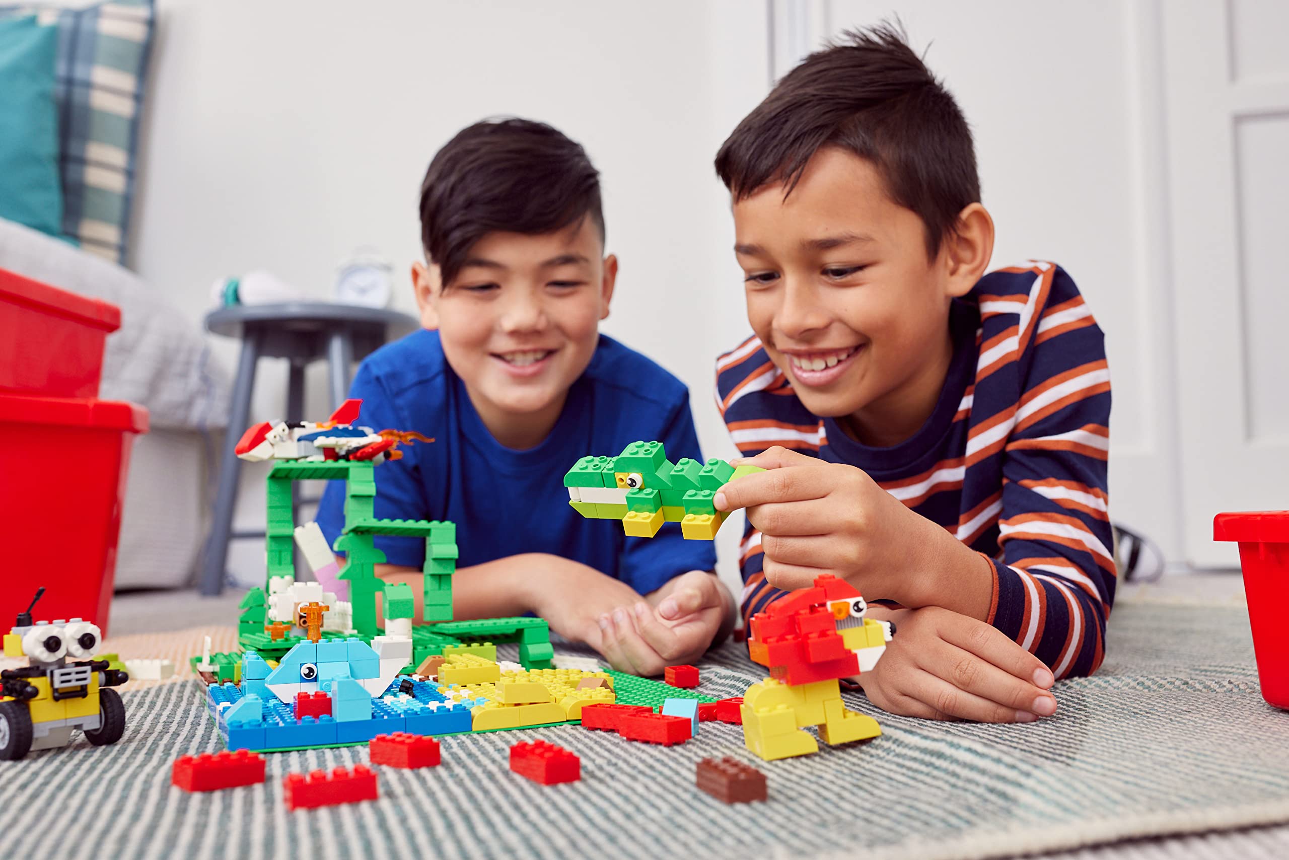 ZURU MAX Build More Mini Figure Set - 15-Piece Building Figures for Creative Play 8