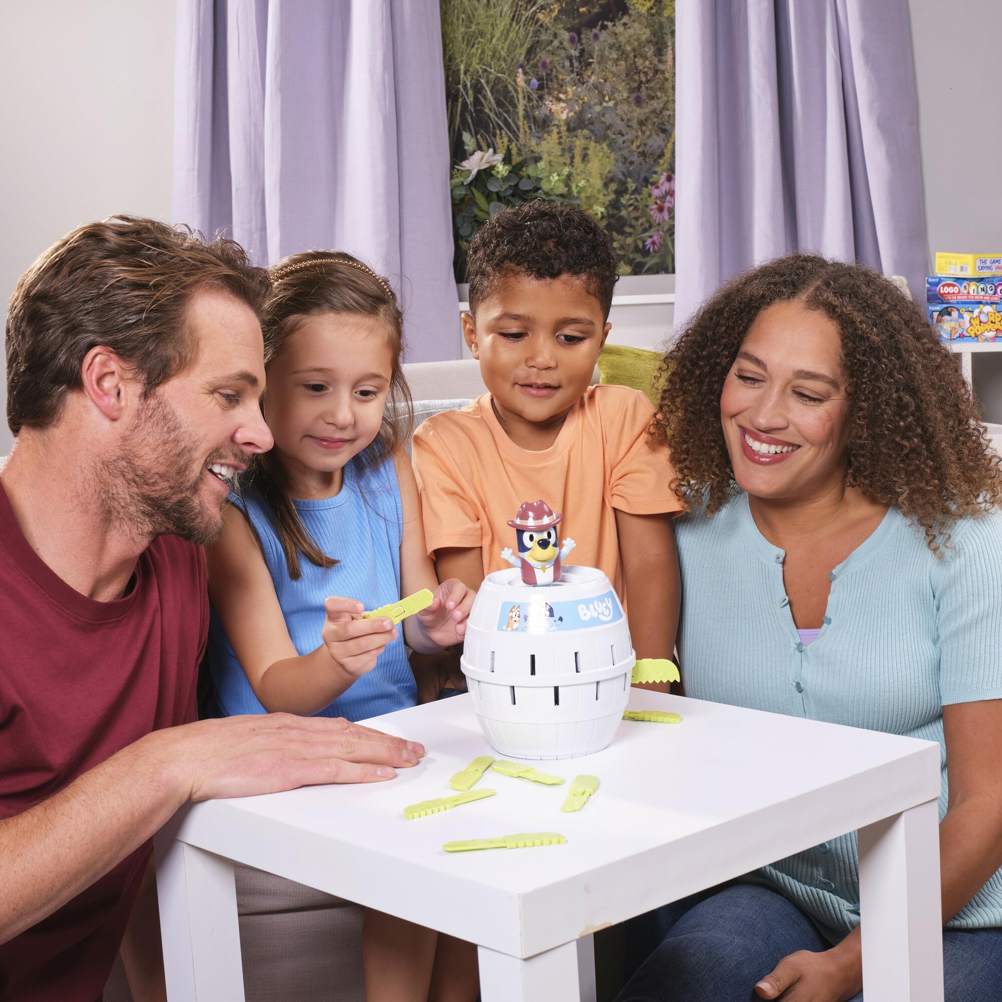 TOMY Pop Up Bluey - Official Bluey Board Game for Kids 4+ - 2 to 4 Player Family Game 5