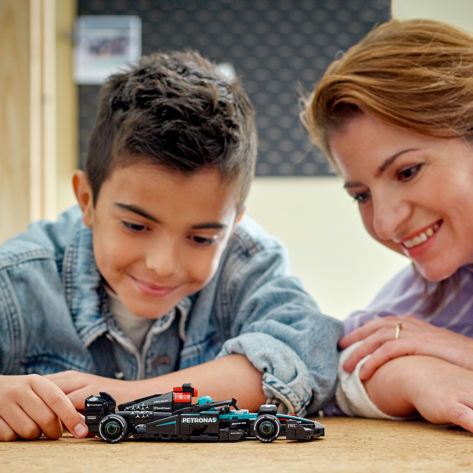 LEGO Speed Champions Mercedes-AMG F1 W15 Race Car Toy - Building Set with Driver Minifigure for Ages 10+ 7