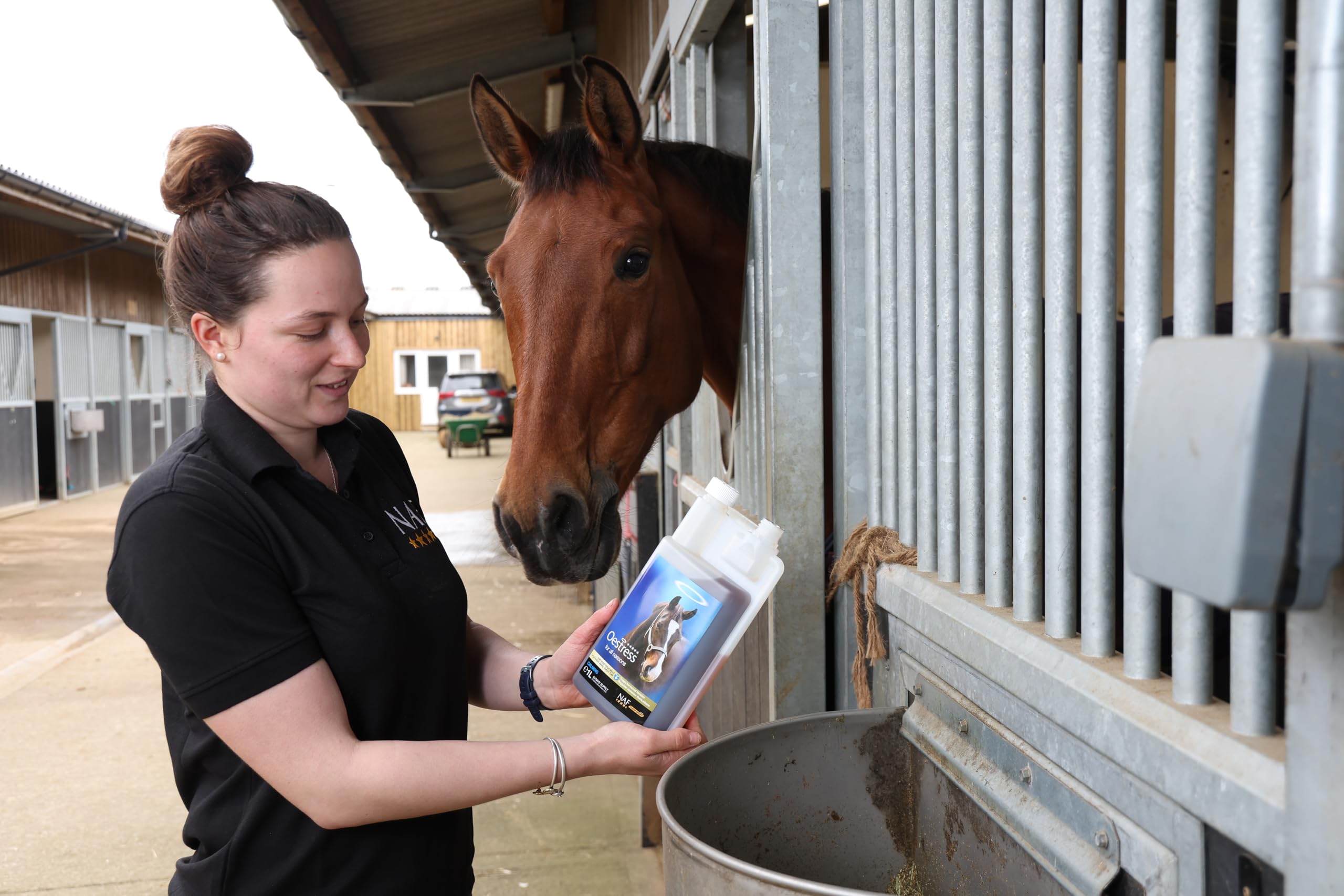 NAF Five Star Oestress Liquid 1L - Hormonal Balance Supplement for Mares with Chasteberry & Magnesium 5
