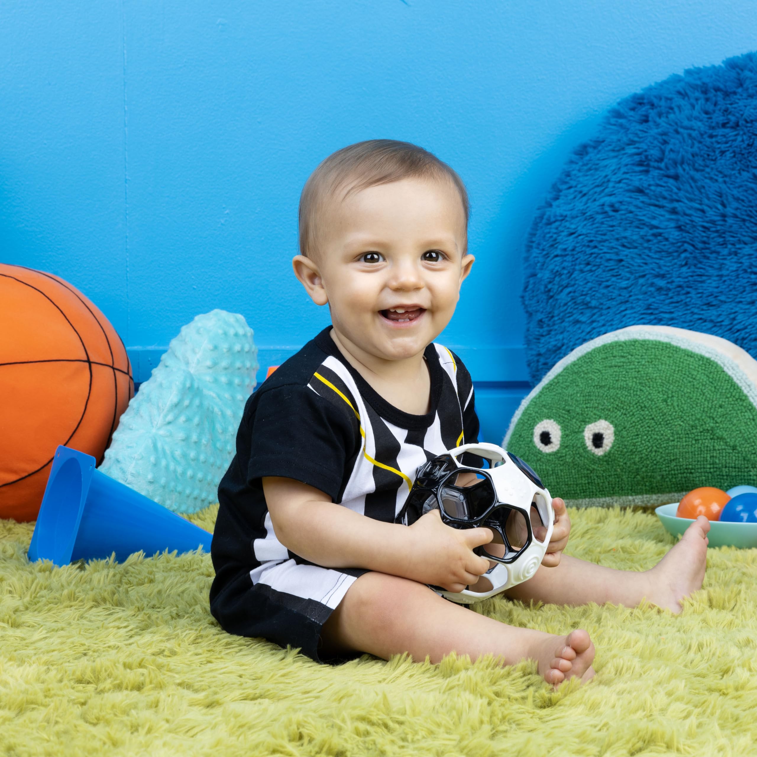 Bright Starts Oball Grippin' Goals Rattle Football Baby Ball - Black & White, 0-3 Years 4