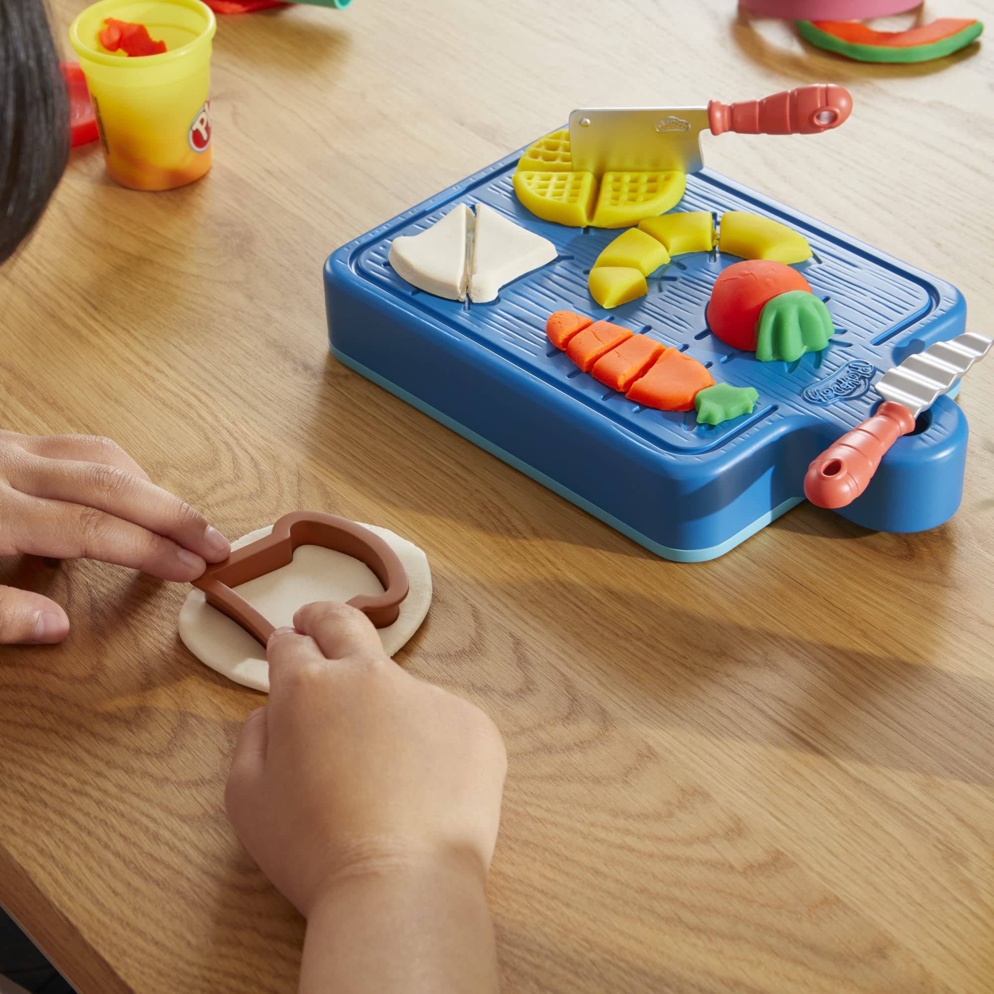 Play-Doh Little Chef Starter Set - 14-Piece Kitchen Playset for Ages 3+ 6