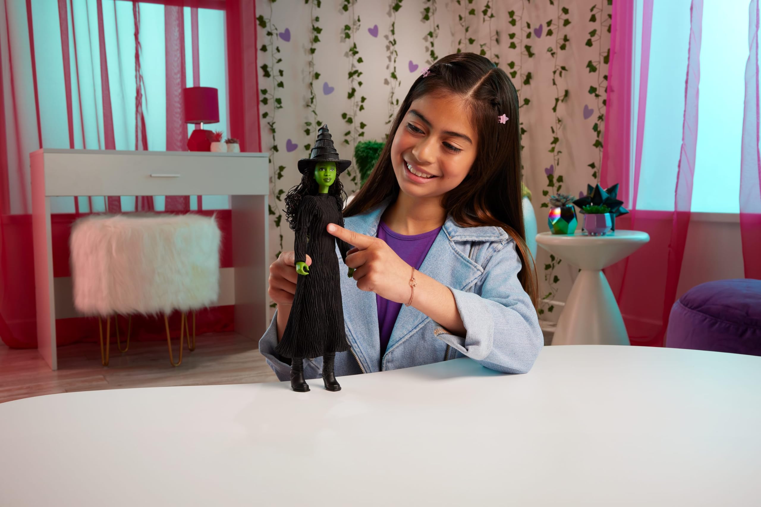 Mattel Wicked Singing Elphaba Fashion Doll & Accessories - Posable Musical Doll with Green Skin, Braided Hair, and Removable Dress 6