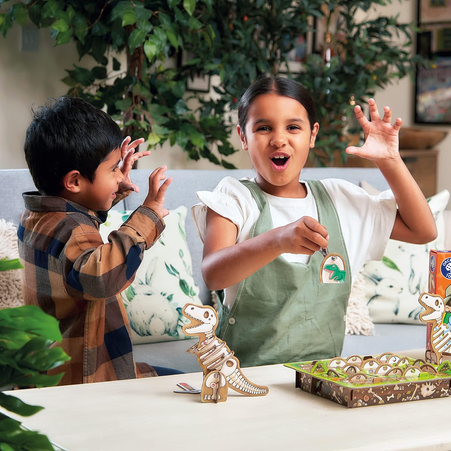 Orchard Toys Dinosaur Dig Game - 3D Memory Board Game for Kids 8