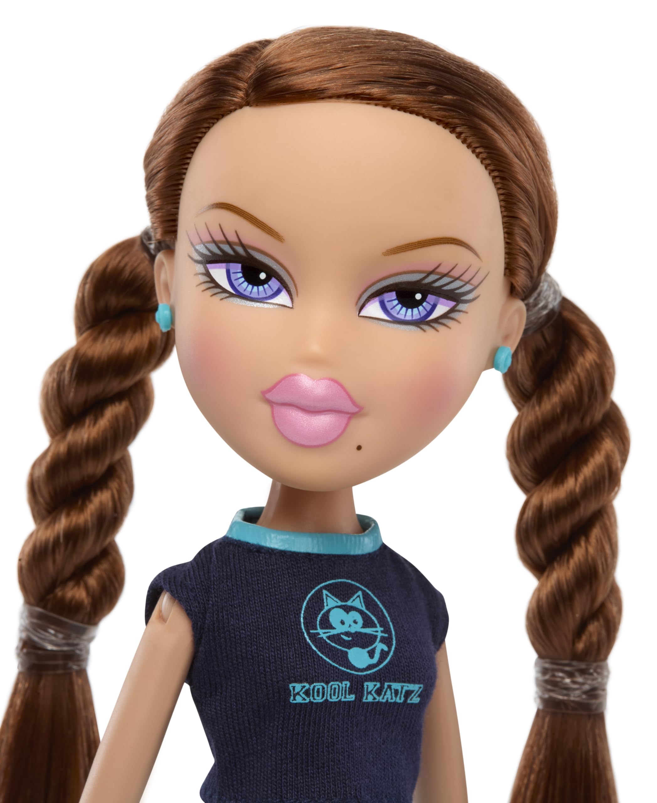 Bratz Play Sportz Roxxi Fashion Doll with Soccer Accessories - 20th Anniversary Reproduction 14