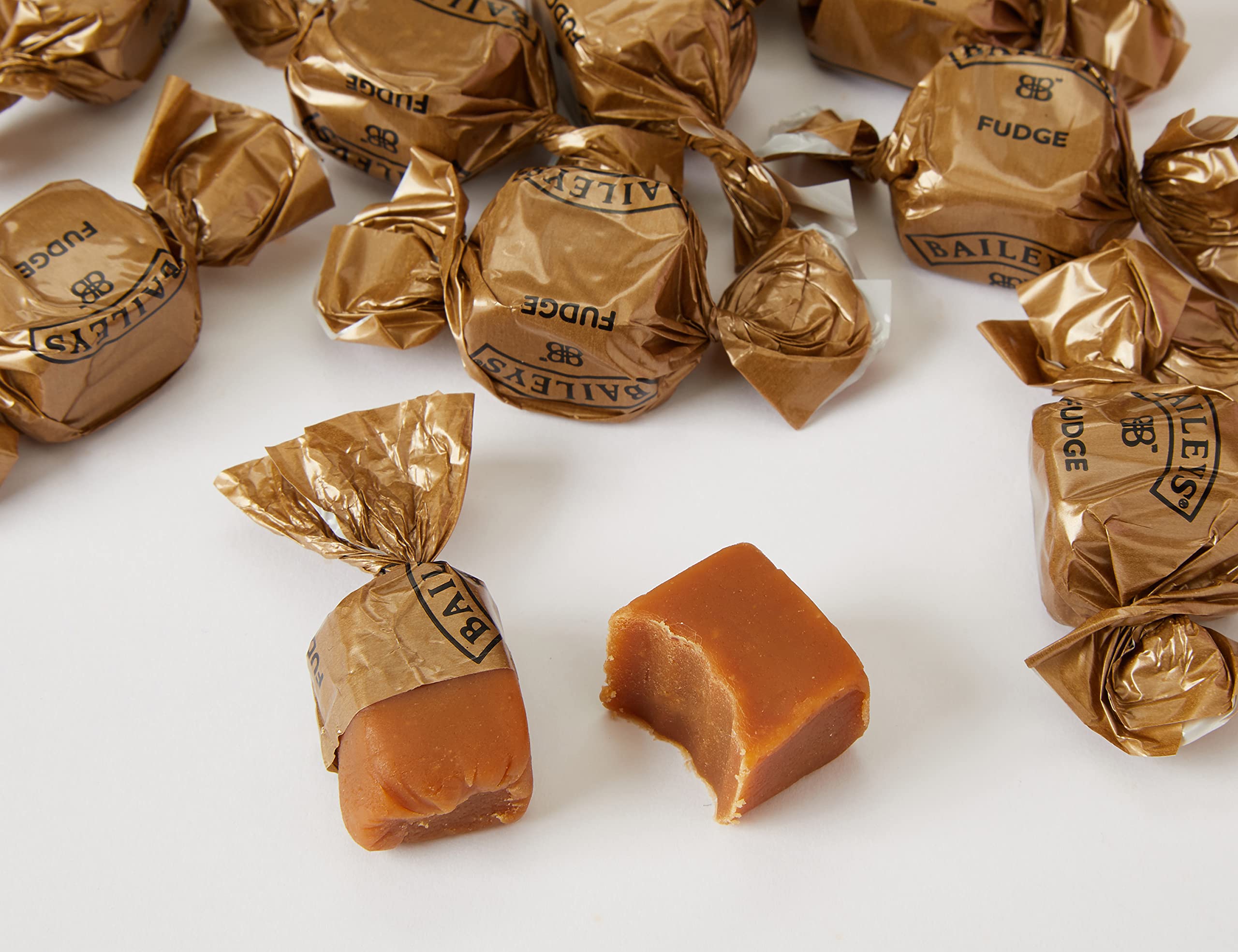 Gardiners of Scotland Baileys Luxury Fudge Oval Tin 250g 8